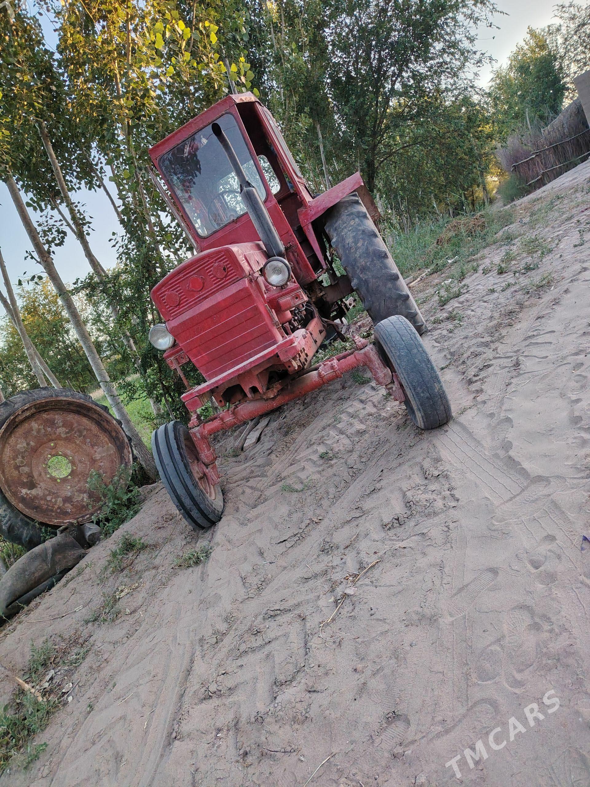 MTZ T-28 1991 - 20 000 TMT - Гурбансолтан Едже - img 1