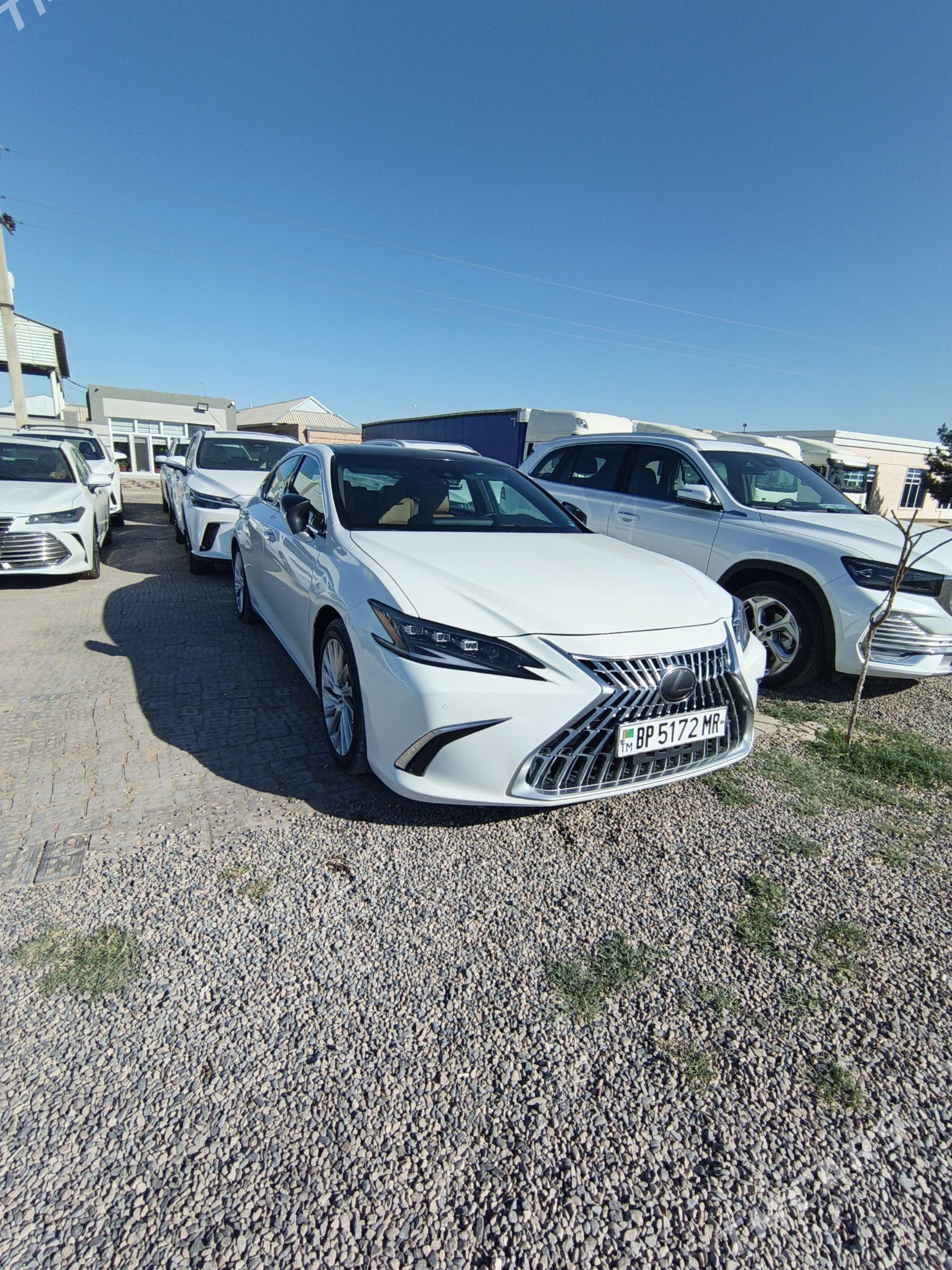Lexus ES 350 2019 - 500 000 TMT - Мары - img 1