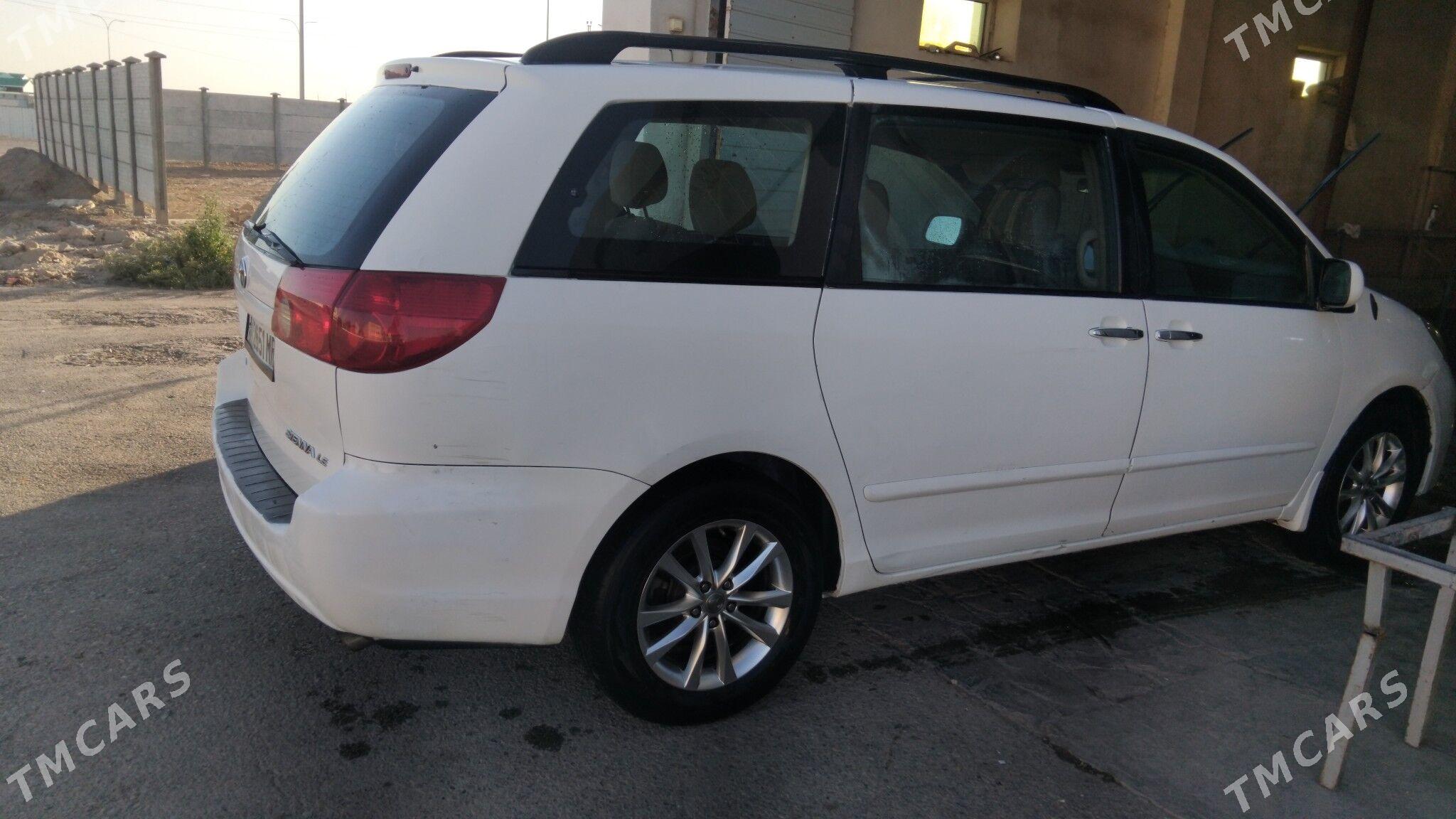 Toyota Sienna 2008 - 235 000 TMT - Байрамали - img 1