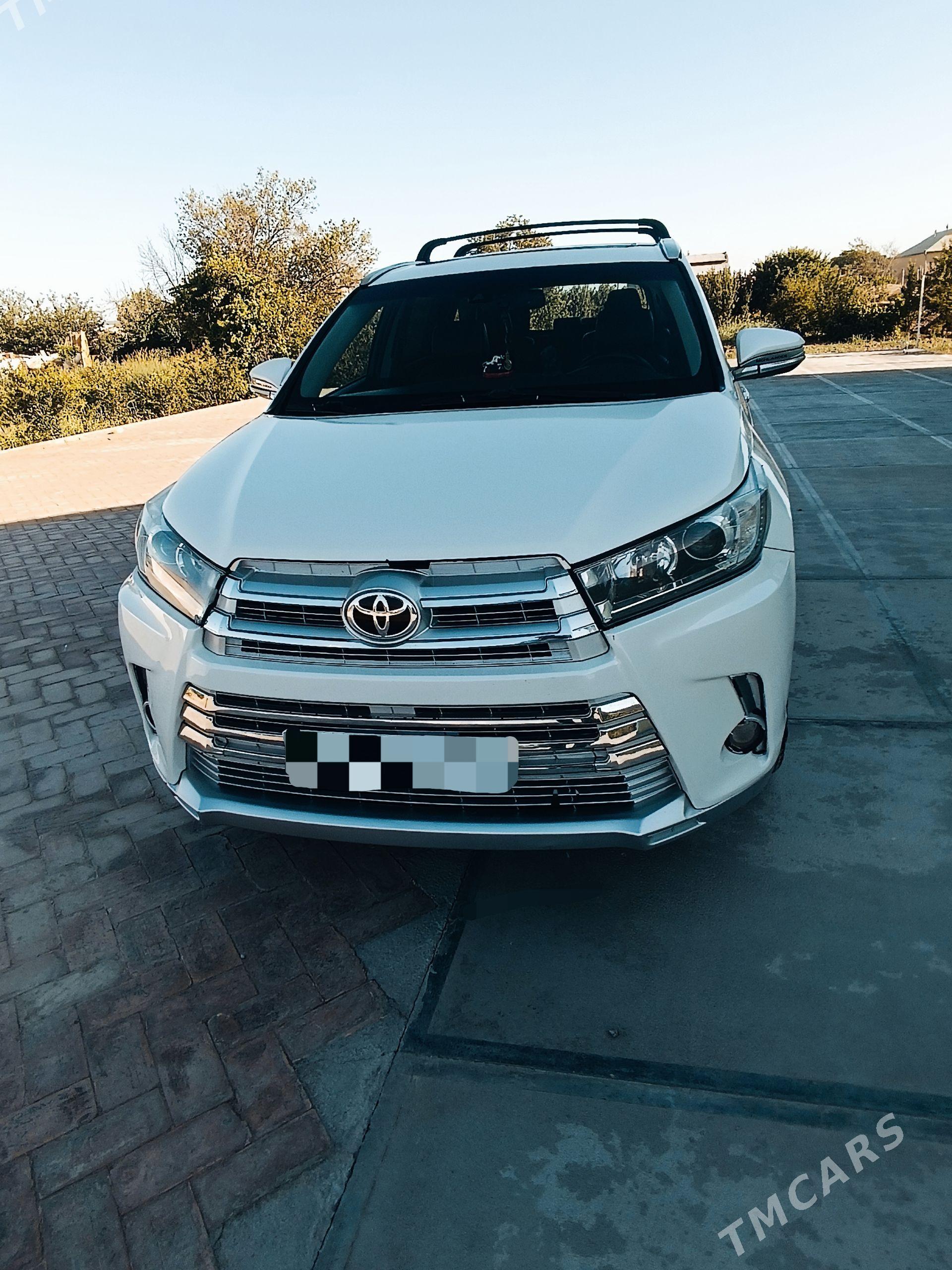 Toyota Highlander 2015 - 450 000 TMT - Туркменгала - img 1