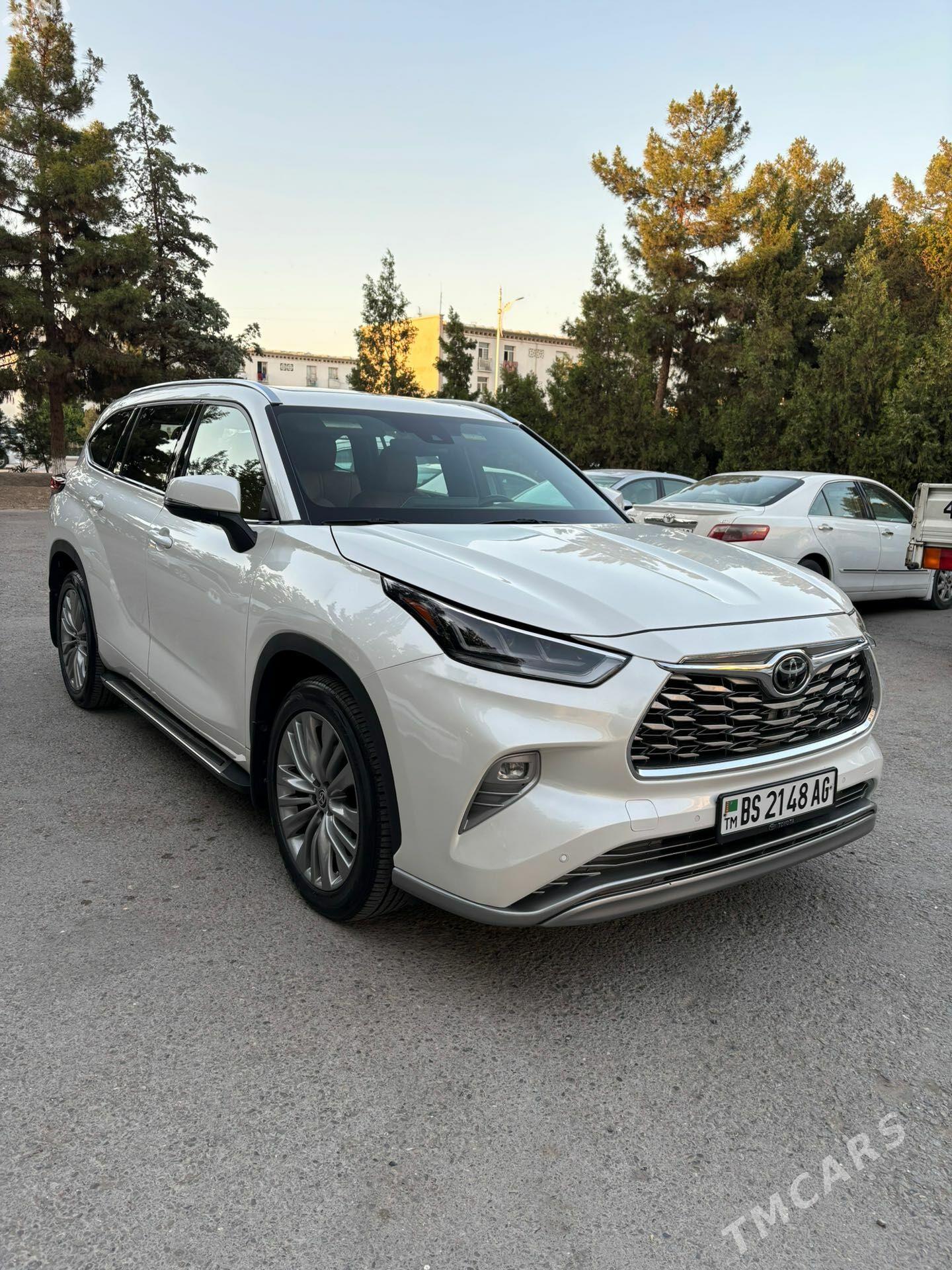 Toyota Highlander 2021 - 700 000 TMT - Aşgabat - img 1