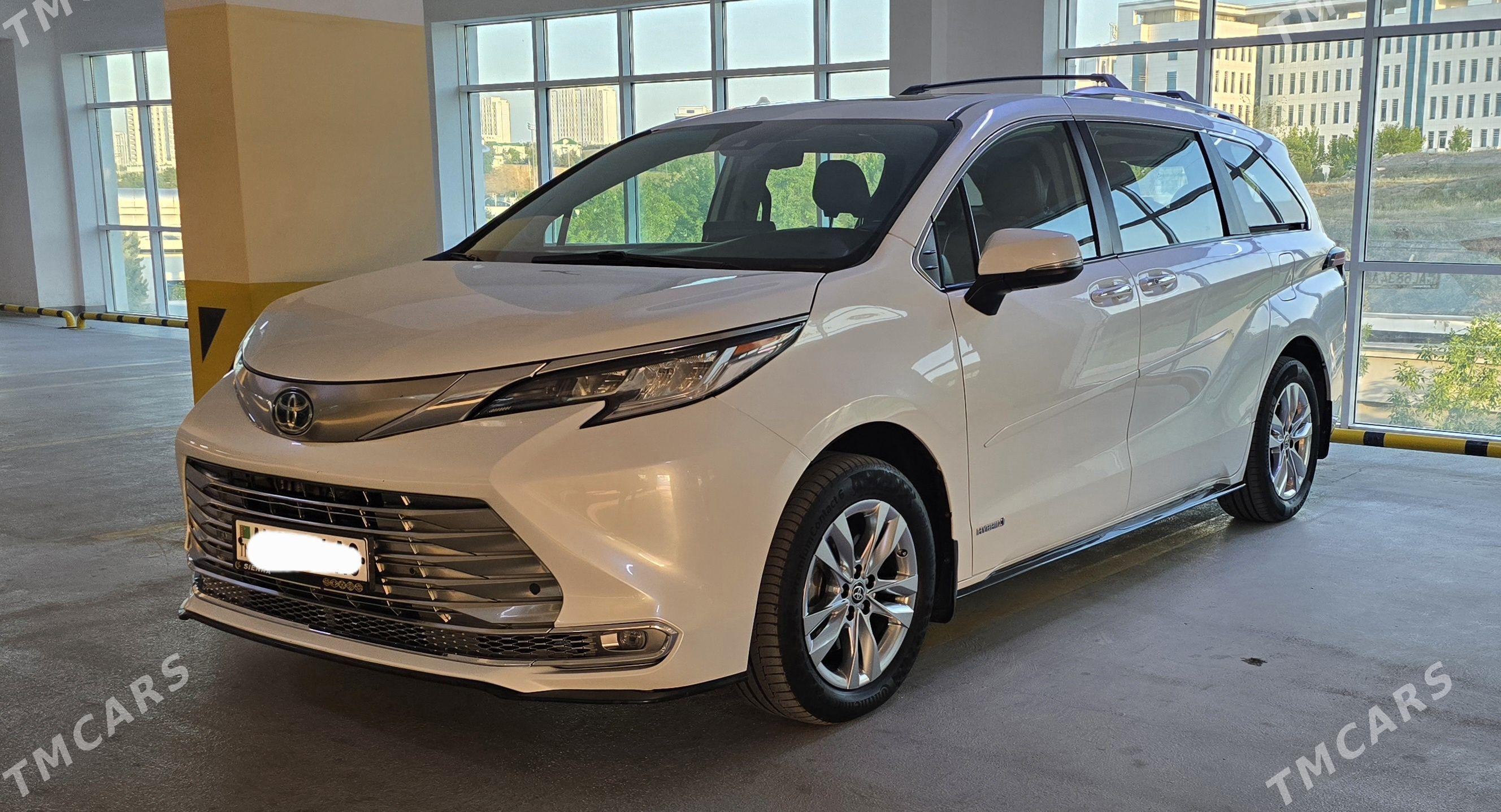 Toyota Sienna 2021 - 540 000 TMT - Ашхабад - img 1
