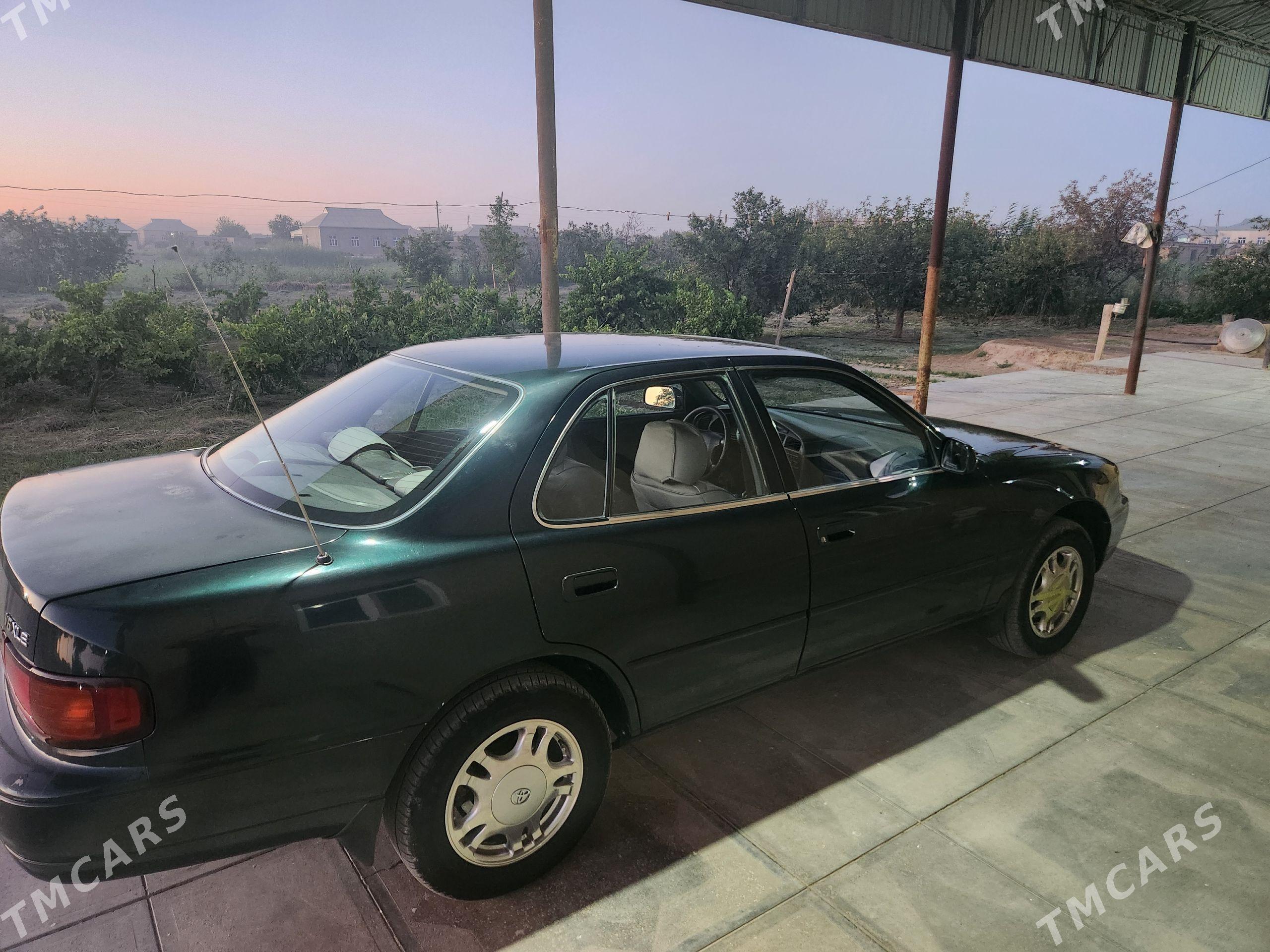 Toyota Camry 1995 - 135 000 TMT - Ýolöten - img 1