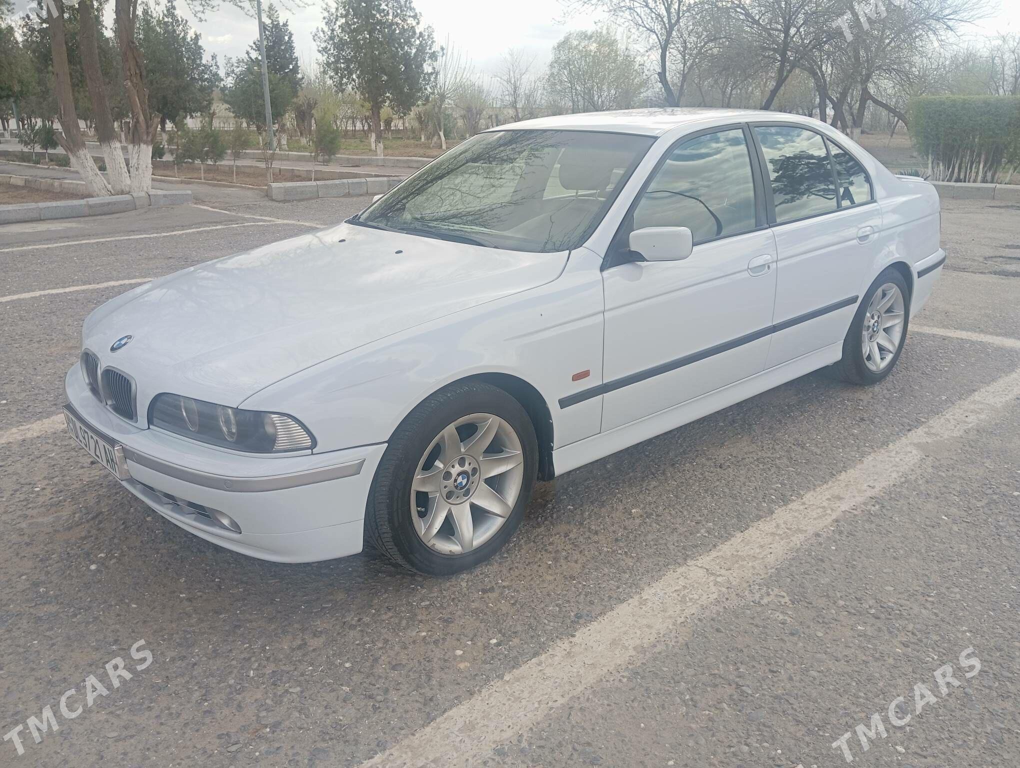 BMW 528 1998 - 135 000 TMT - 30 mkr - img 1