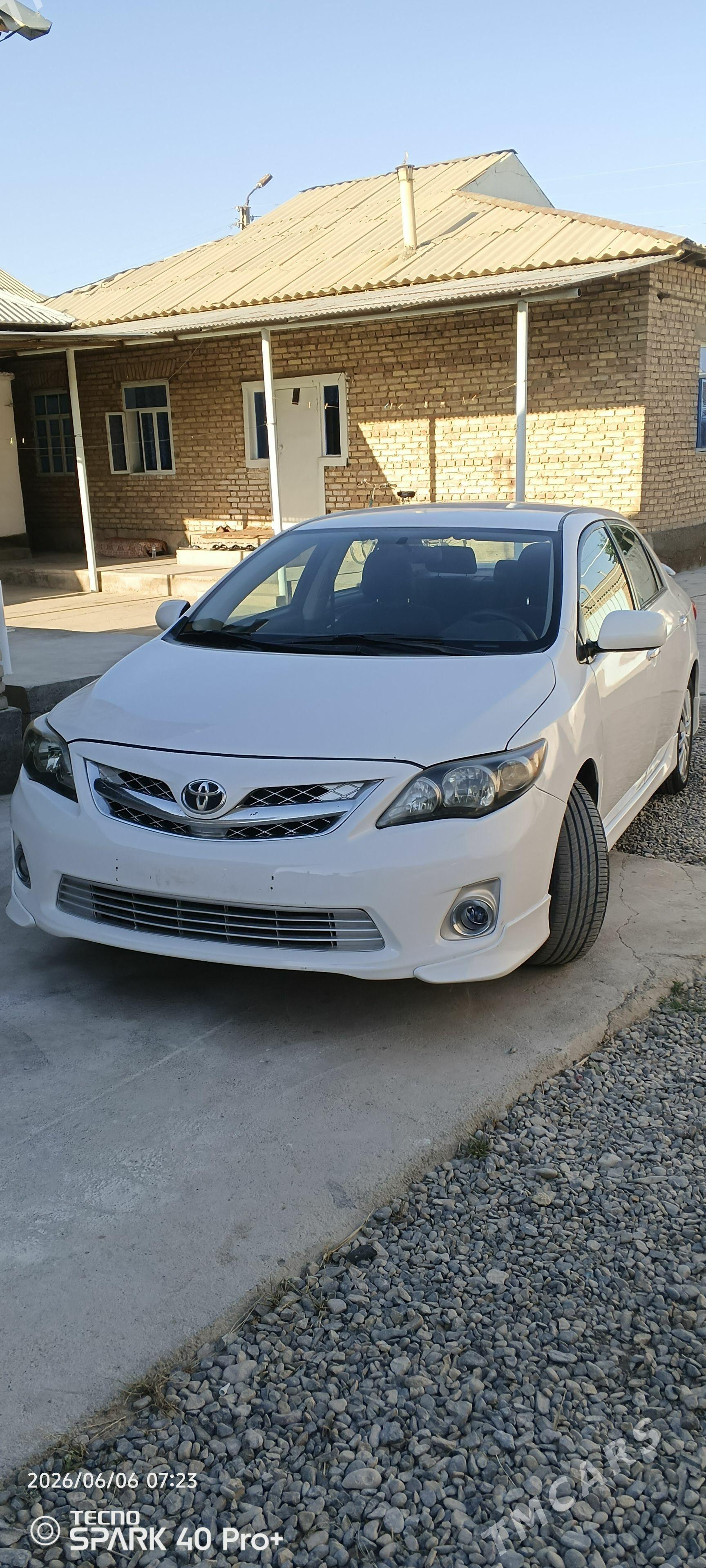 Toyota Corolla 2011 - 154 000 TMT - Теджен - img 1