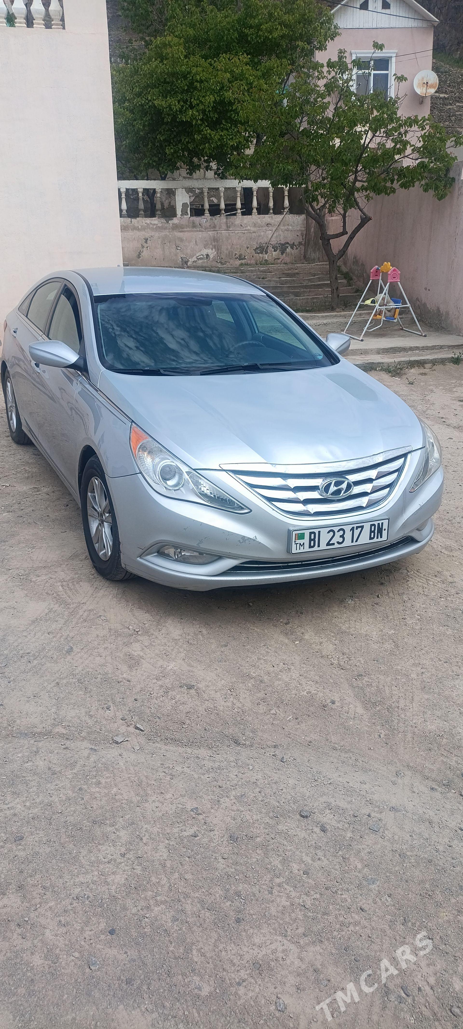 Hyundai Sonata 2012 - 160 000 TMT - Туркменбаши - img 1