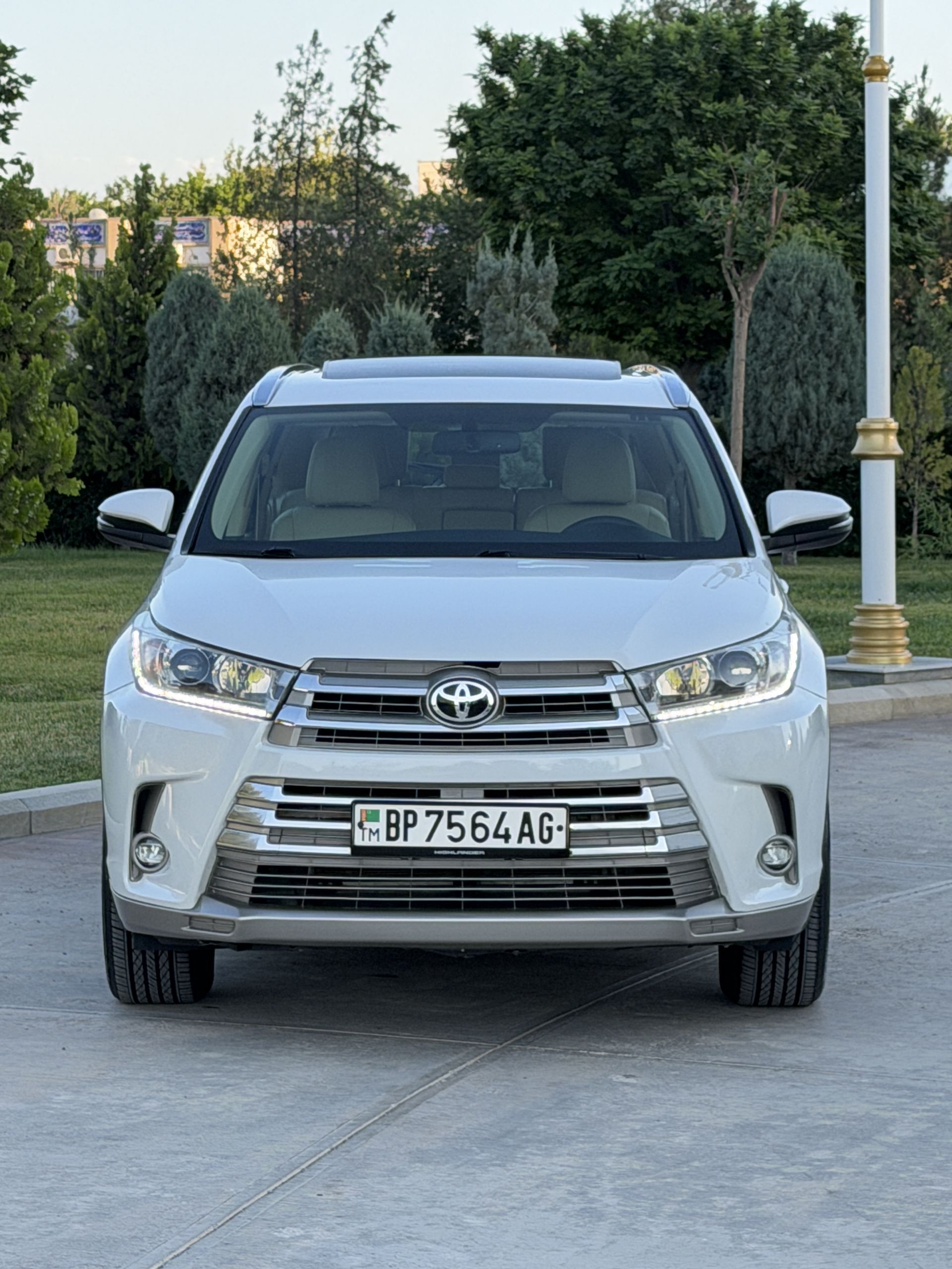 Toyota Highlander 2017 - 465 000 TMT - Aşgabat - img 1
