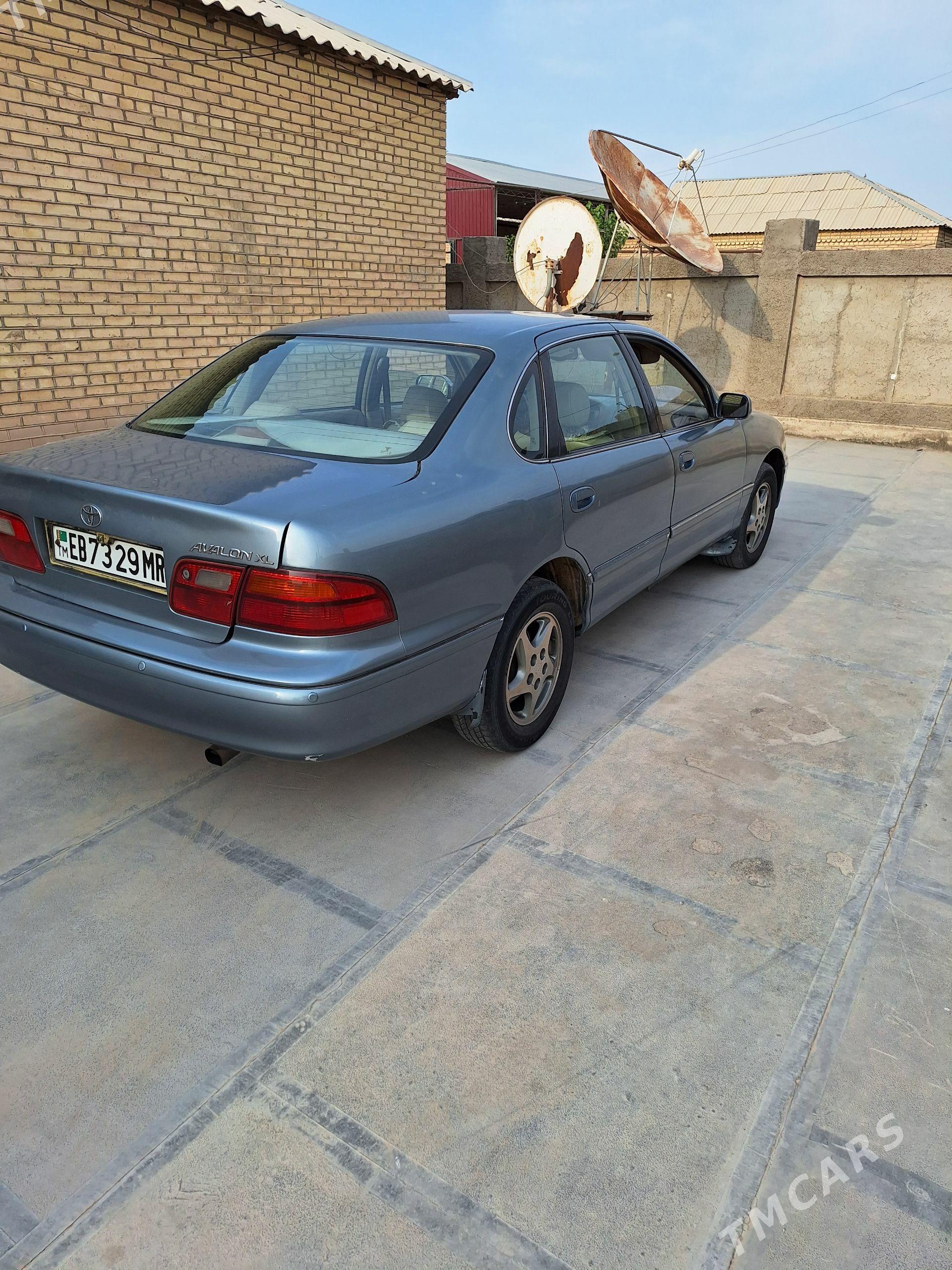 Toyota Avalon 1998 - 140 000 TMT - Мургап - img 1
