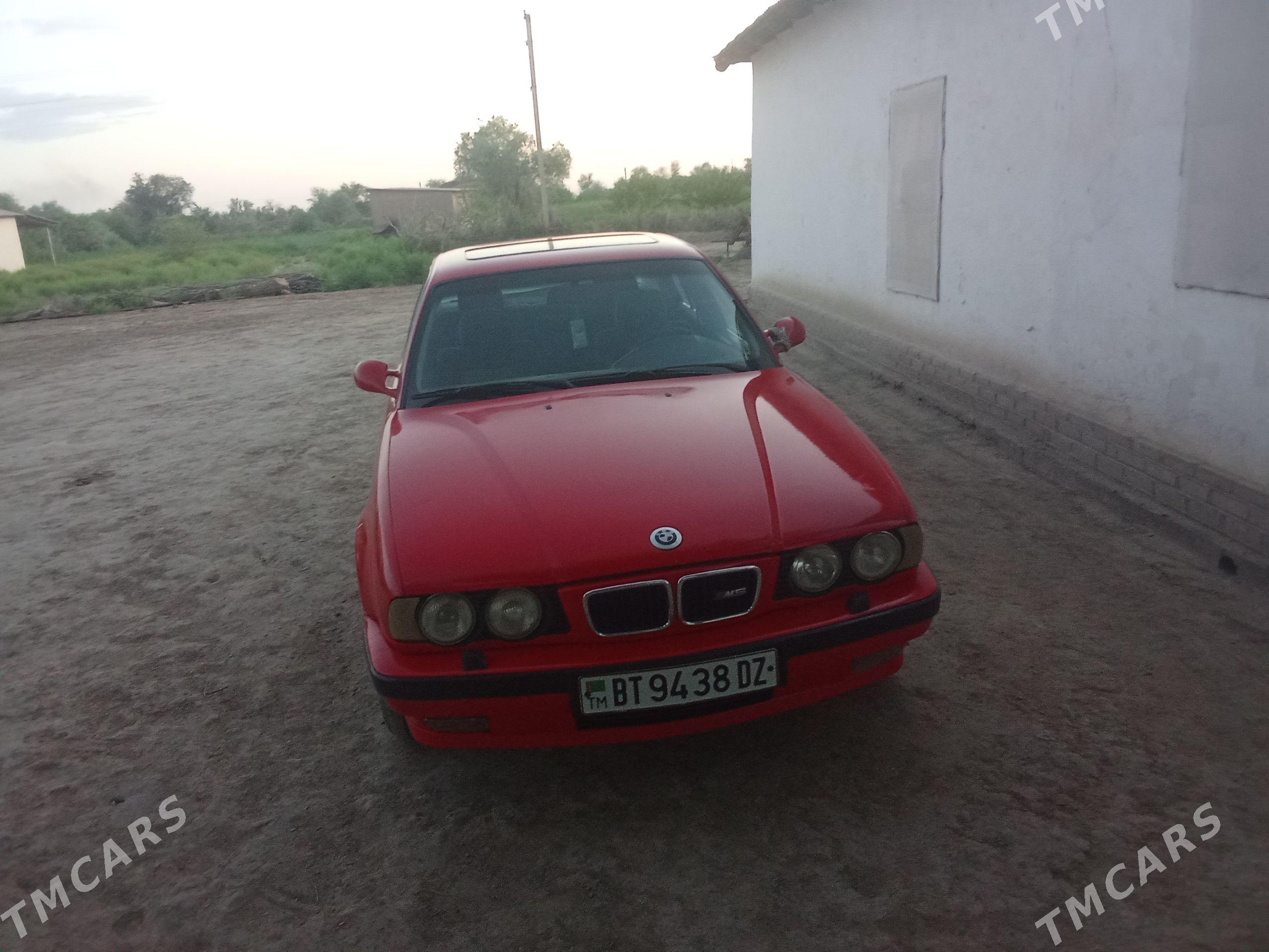 BMW E34 1994 - 70 000 TMT - Болдумсаз - img 1