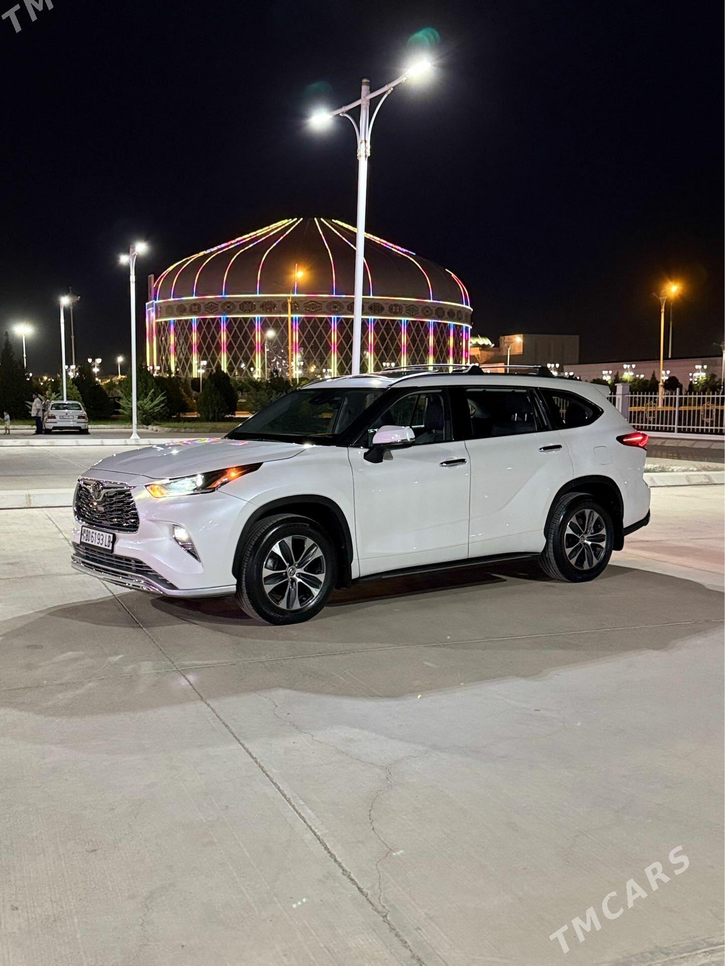 Toyota Highlander 2021 - 630 000 TMT - Туркменабат - img 1