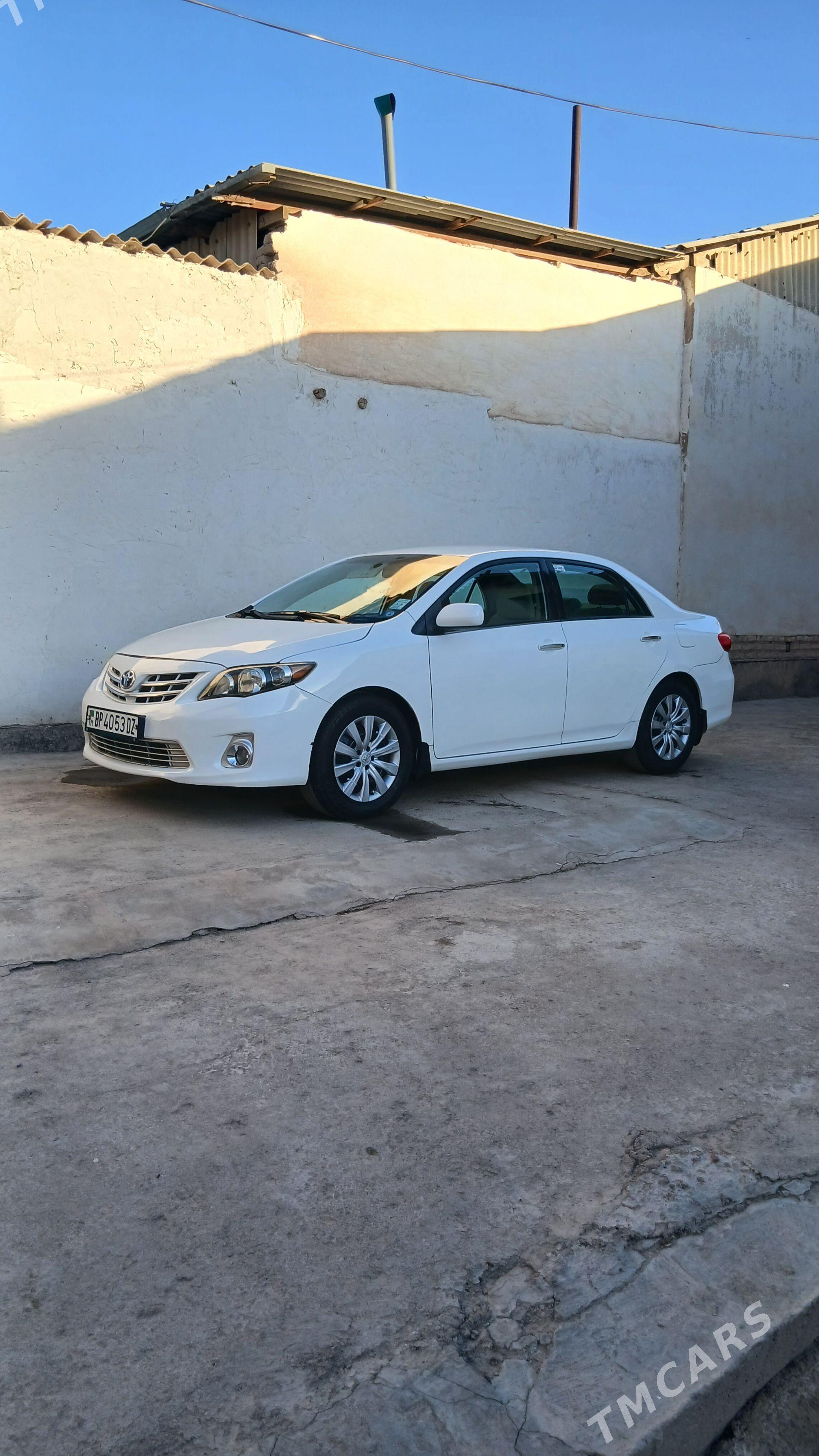 Toyota Corolla 2013 - 220 000 TMT - Губадаг - img 1