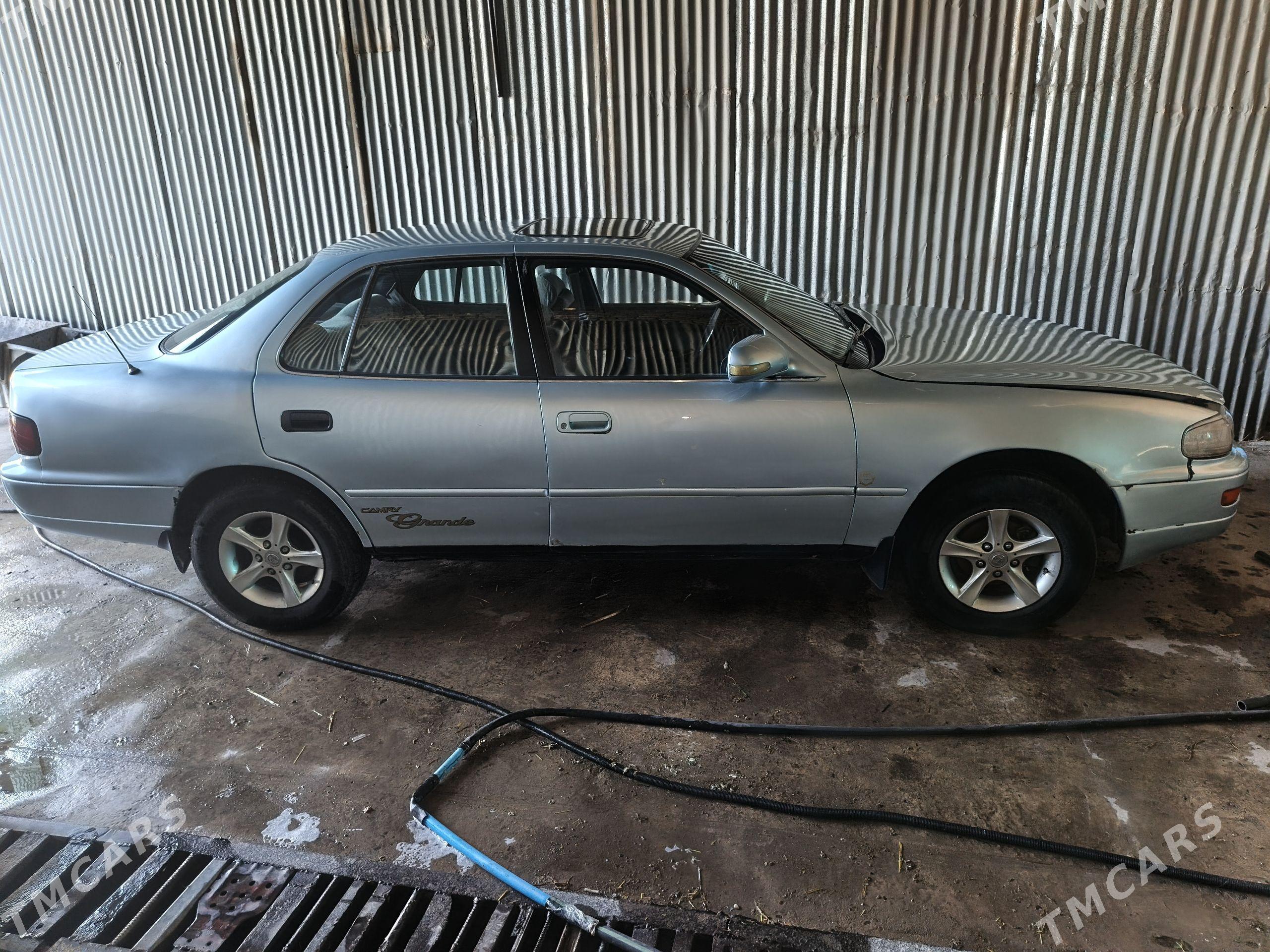 Toyota Camry 1994 - 95 000 TMT - Türkmenabat - img 1