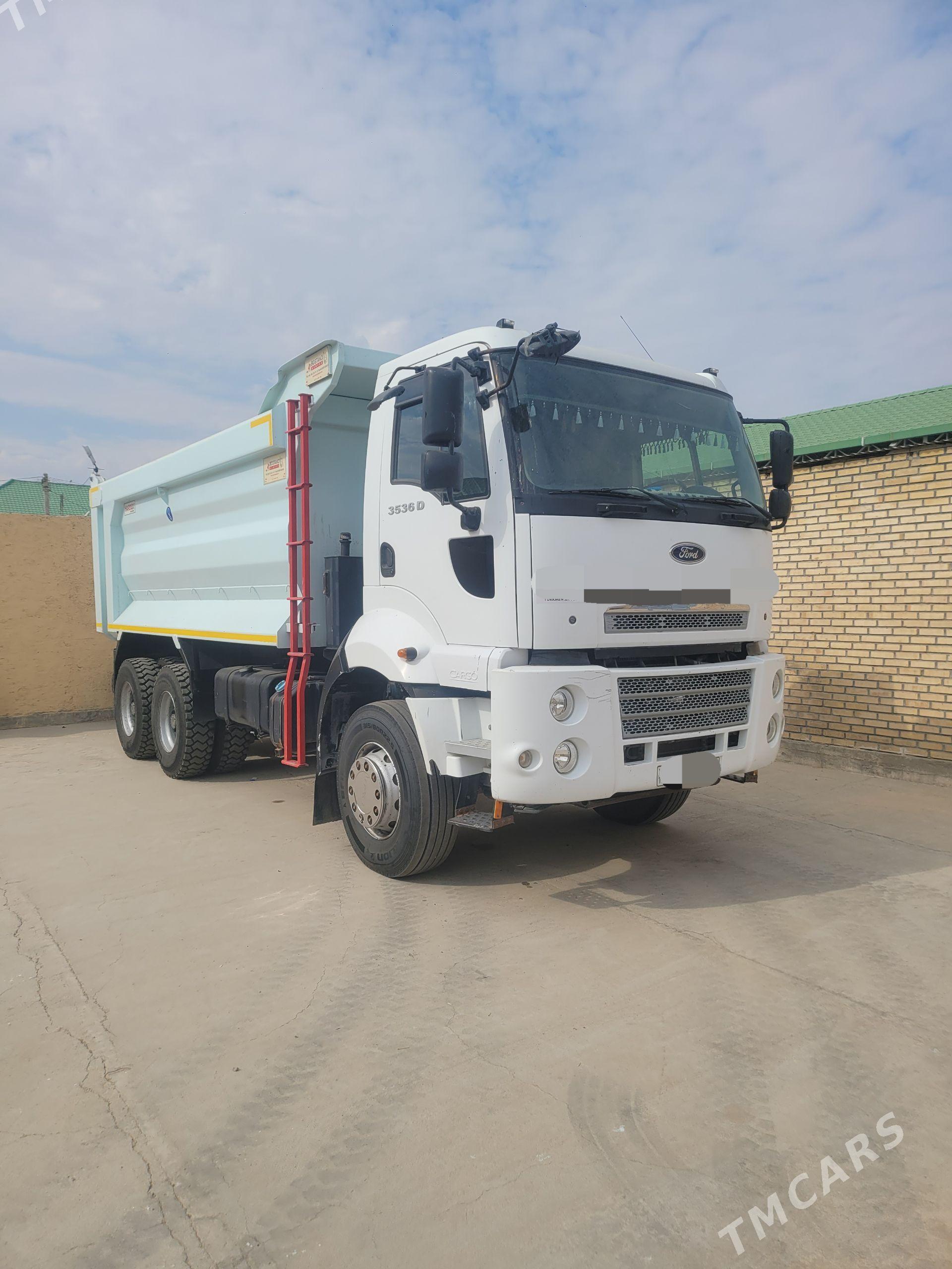 Ford Cargo 3536M 2014 - 720 000 TMT - Aşgabat - img 1