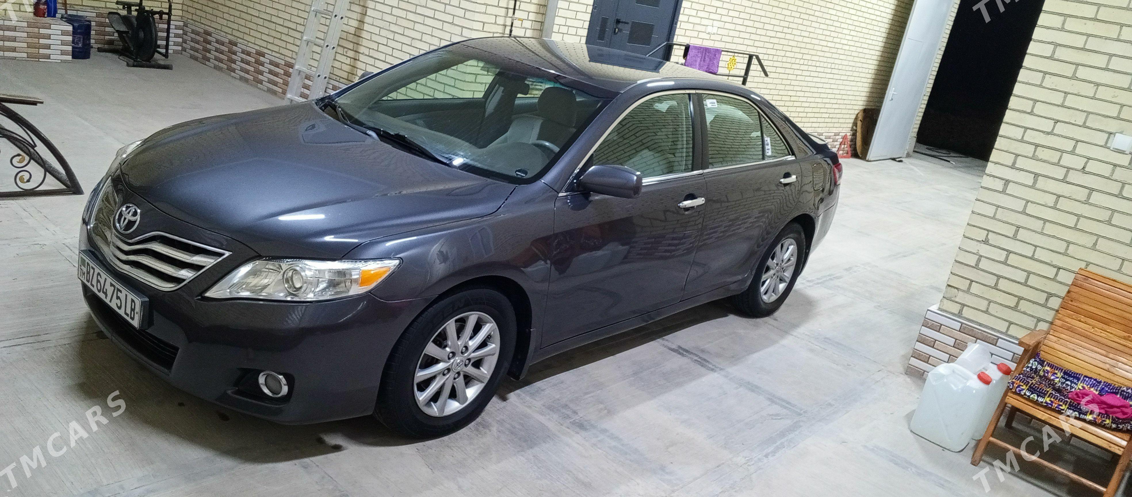 Toyota Camry 2010 - 240 000 TMT - Туркменабат - img 1