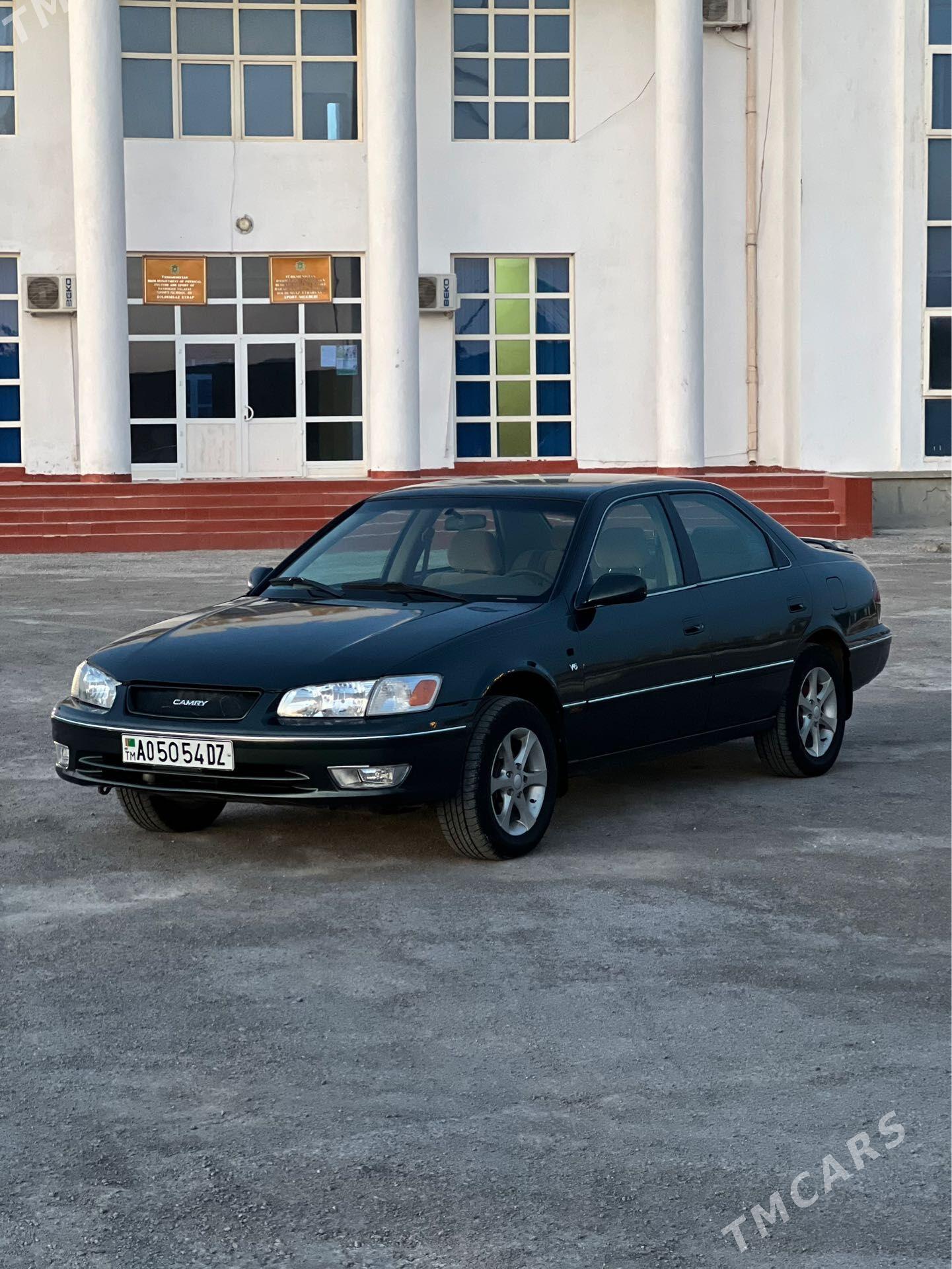 Toyota Camry 2001 - 169 000 TMT - Boldumsaz - img 1