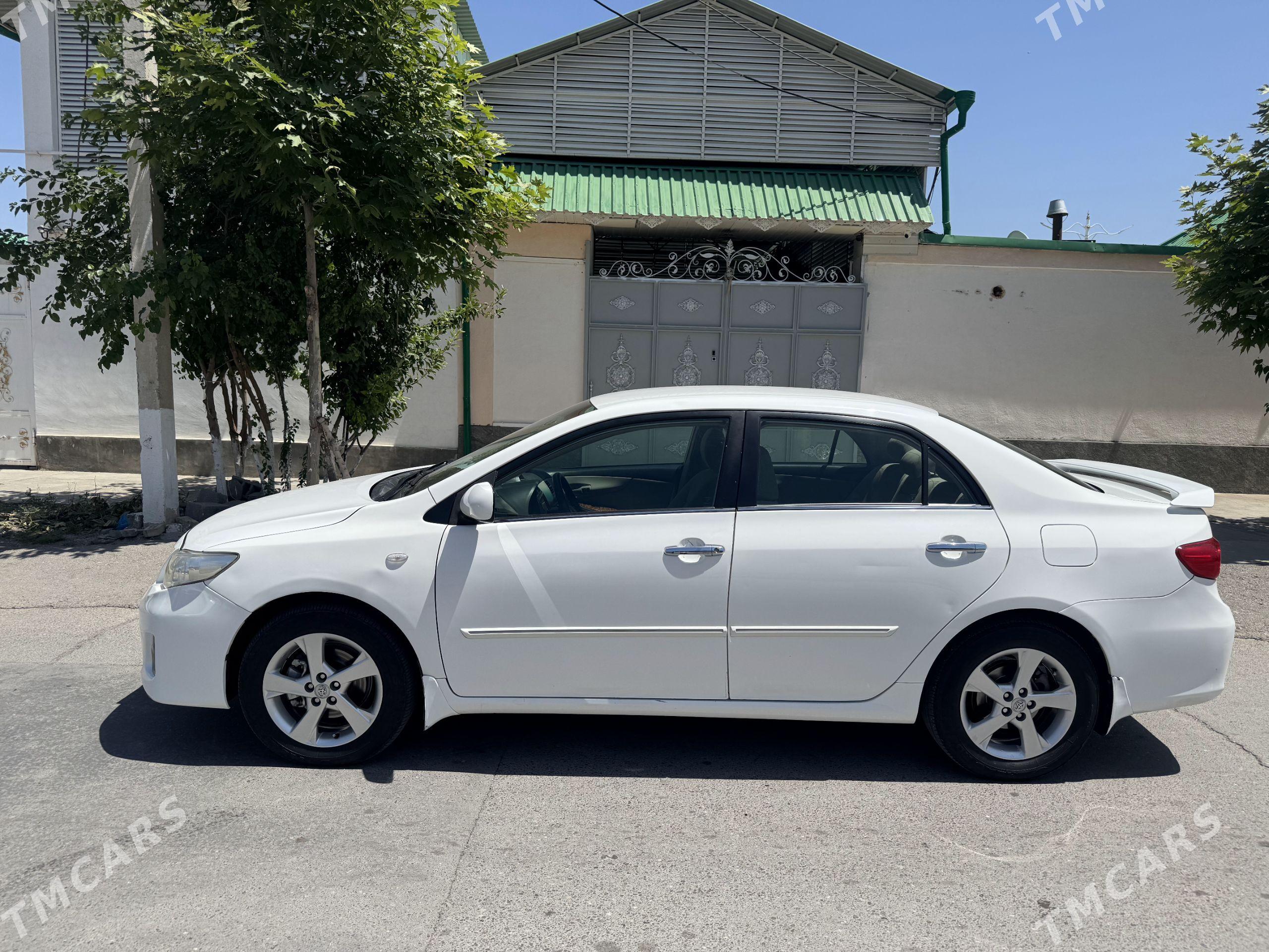 Toyota Corolla 2010 - 200 000 TMT - Хитровка - img 1