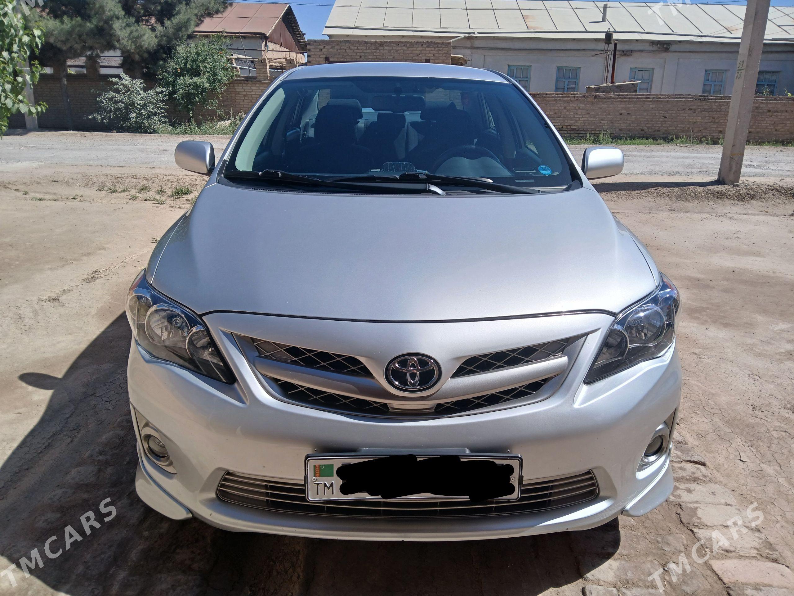 Toyota Corolla 2013 - 300 000 TMT - Halaç - img 1