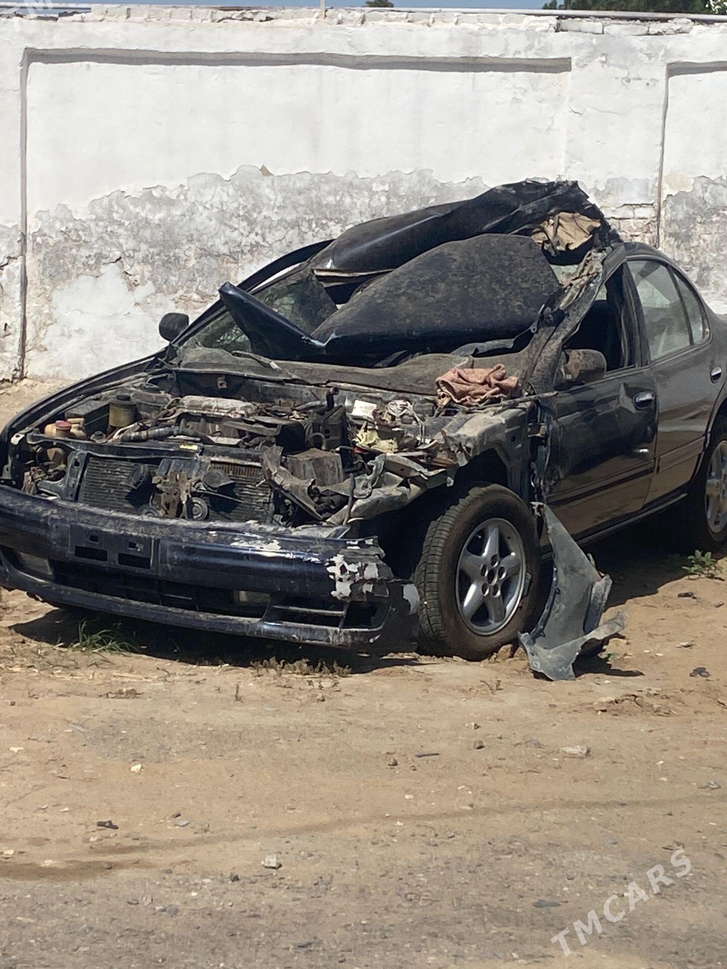 Nissan Maxima 1995 - 25 000 TMT - Sakarçäge - img 1