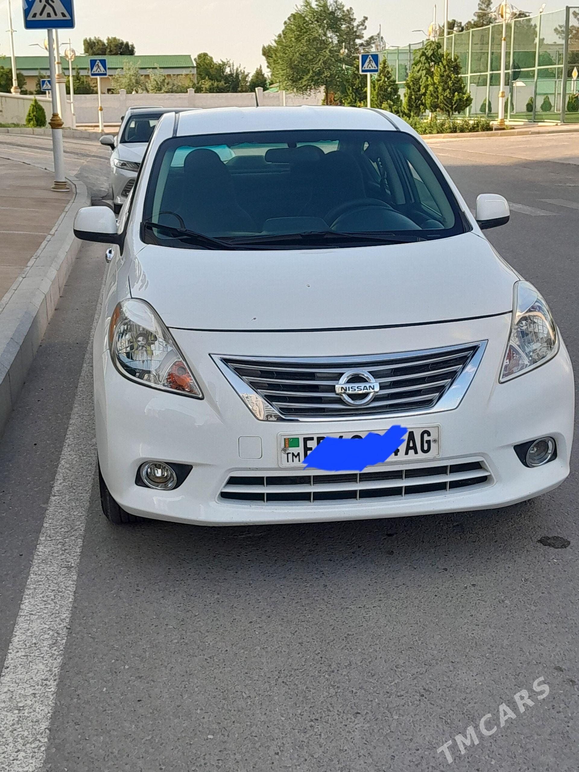 Nissan Versa 2012 - 129 000 TMT - Ашхабад - img 1