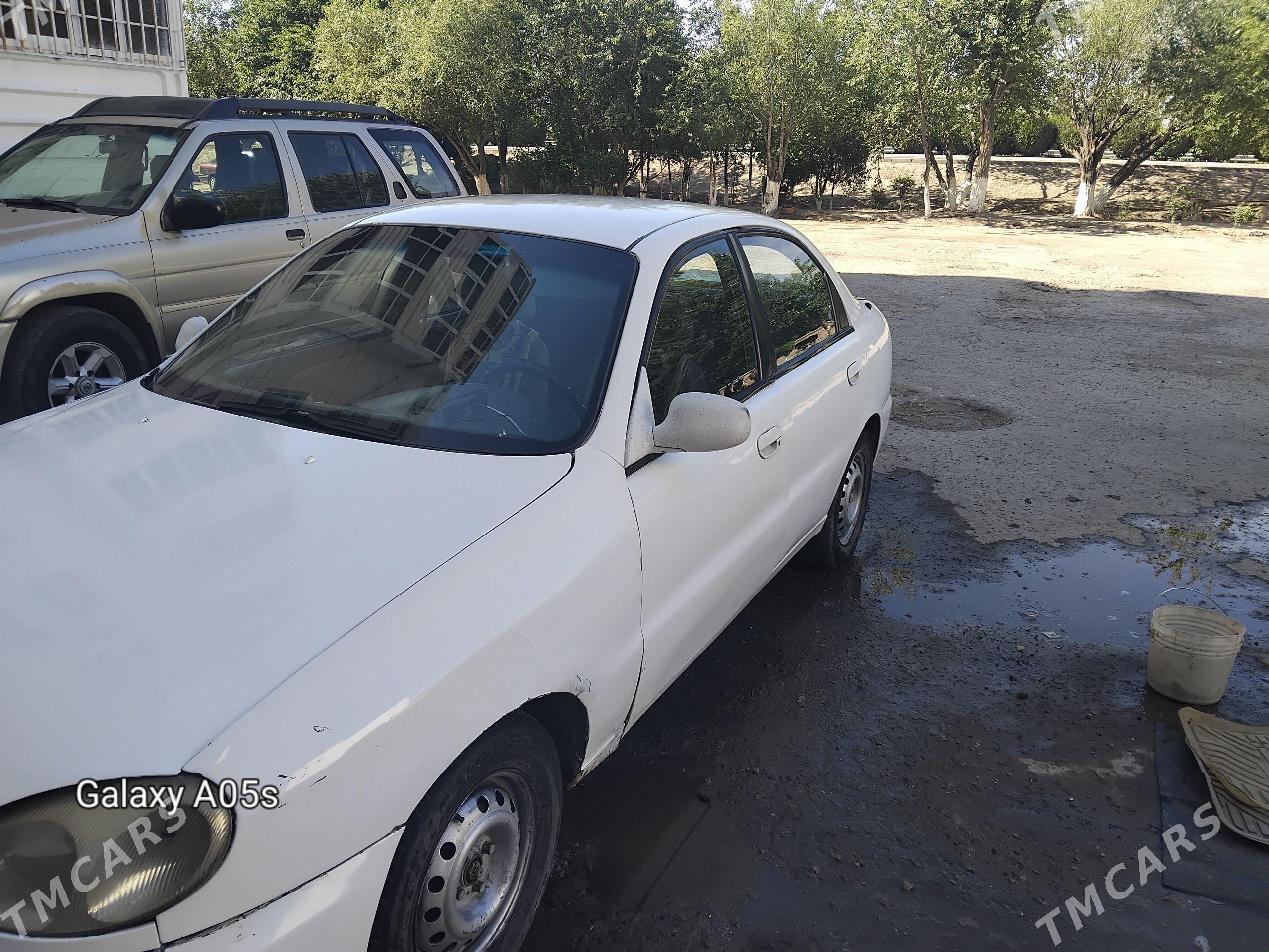 Daewoo Lanos 1999 - 25 000 TMT - Дашогуз - img 1