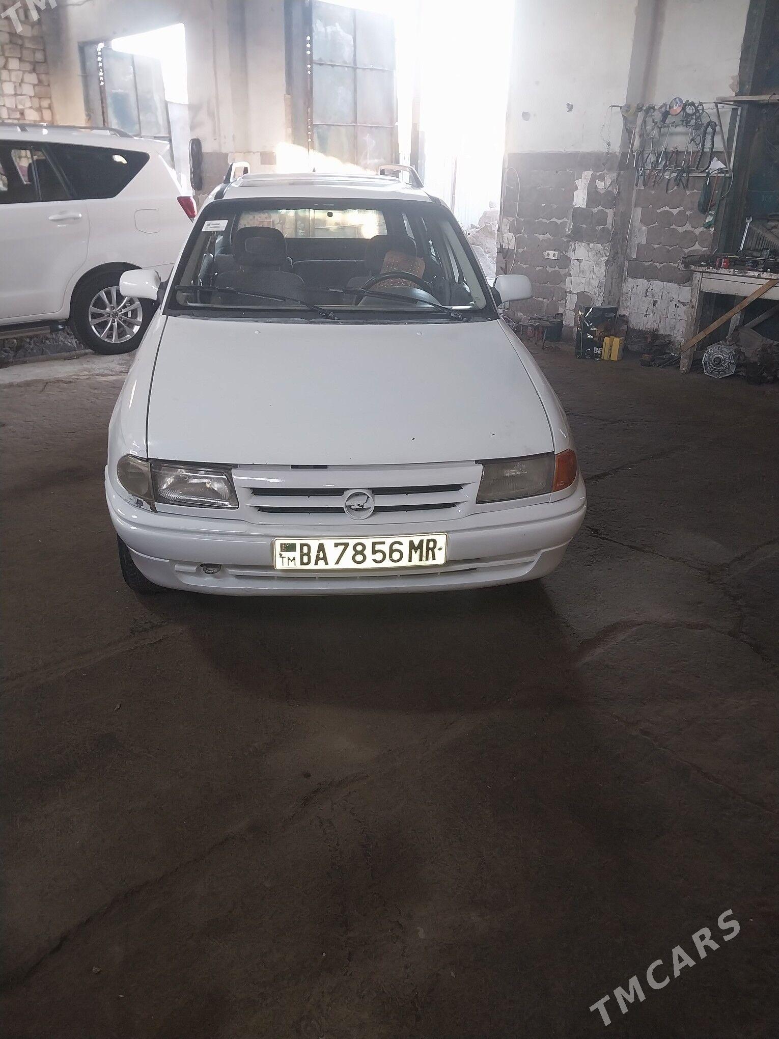 Opel Astra 1992 - 35 000 TMT - Mary - img 1