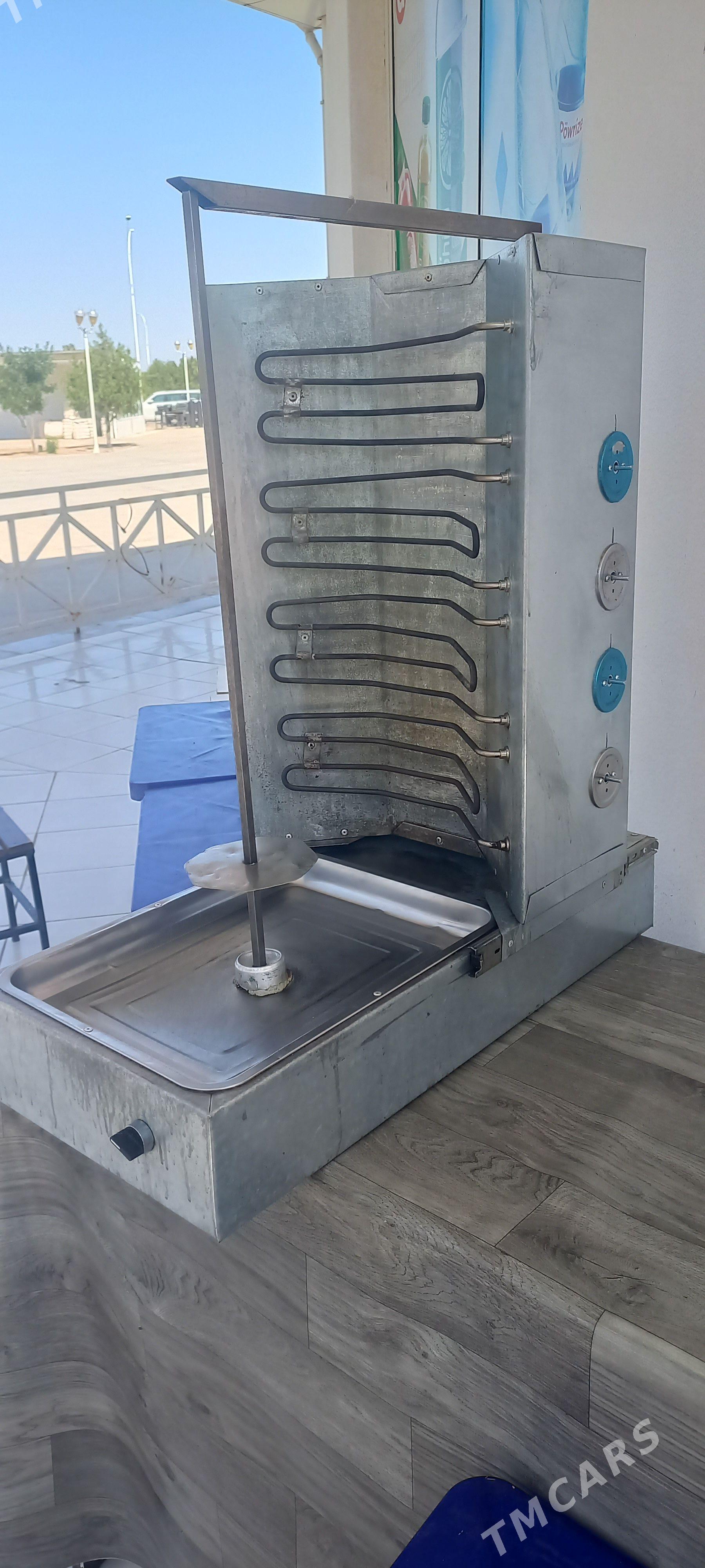 Döner aparat - "Altyn Asyr" Gündogar bazary (Jygyllyk) - img 1
