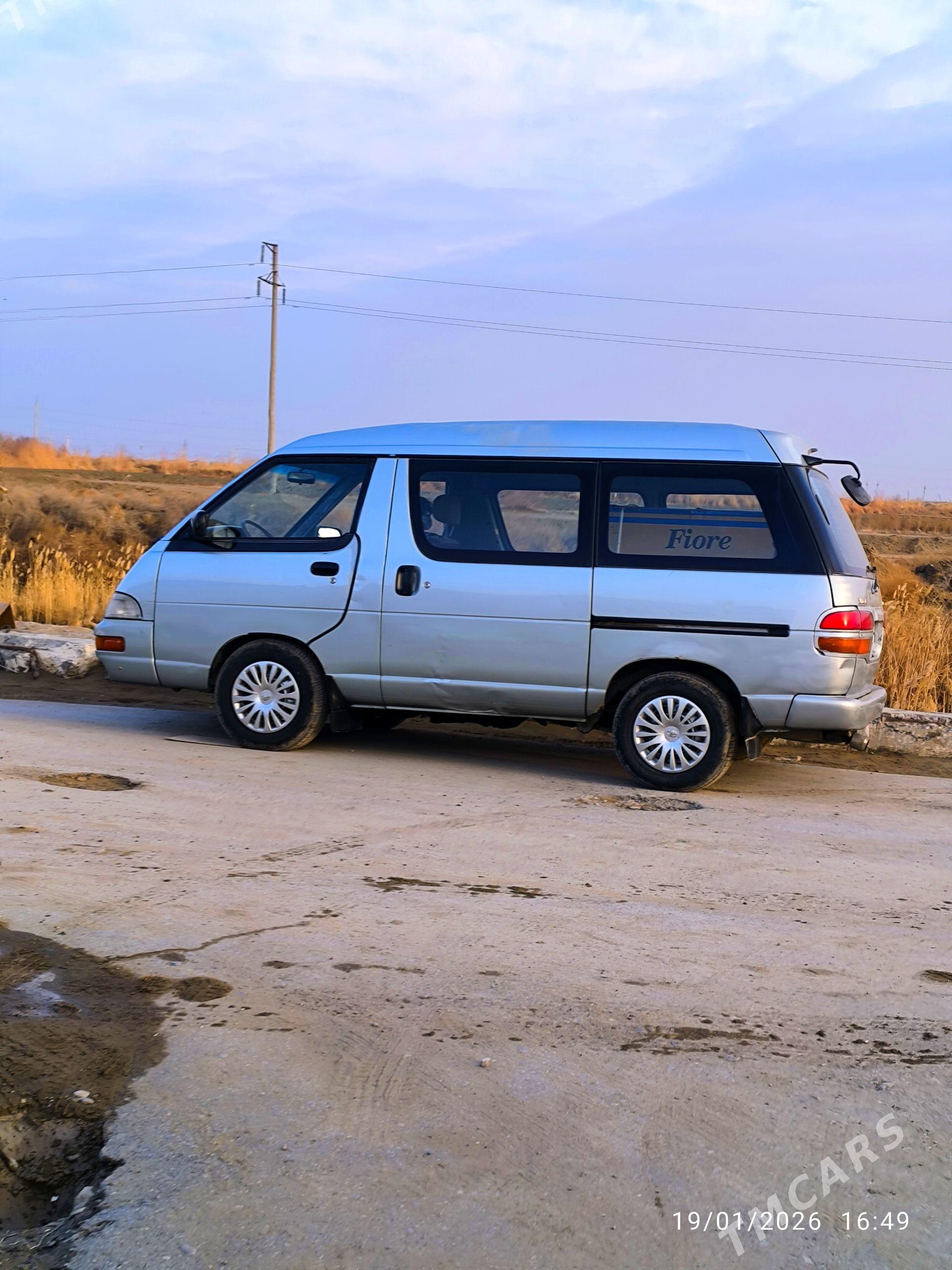 Toyota Town Ace 1993 - 40 000 TMT - Сейди - img 1