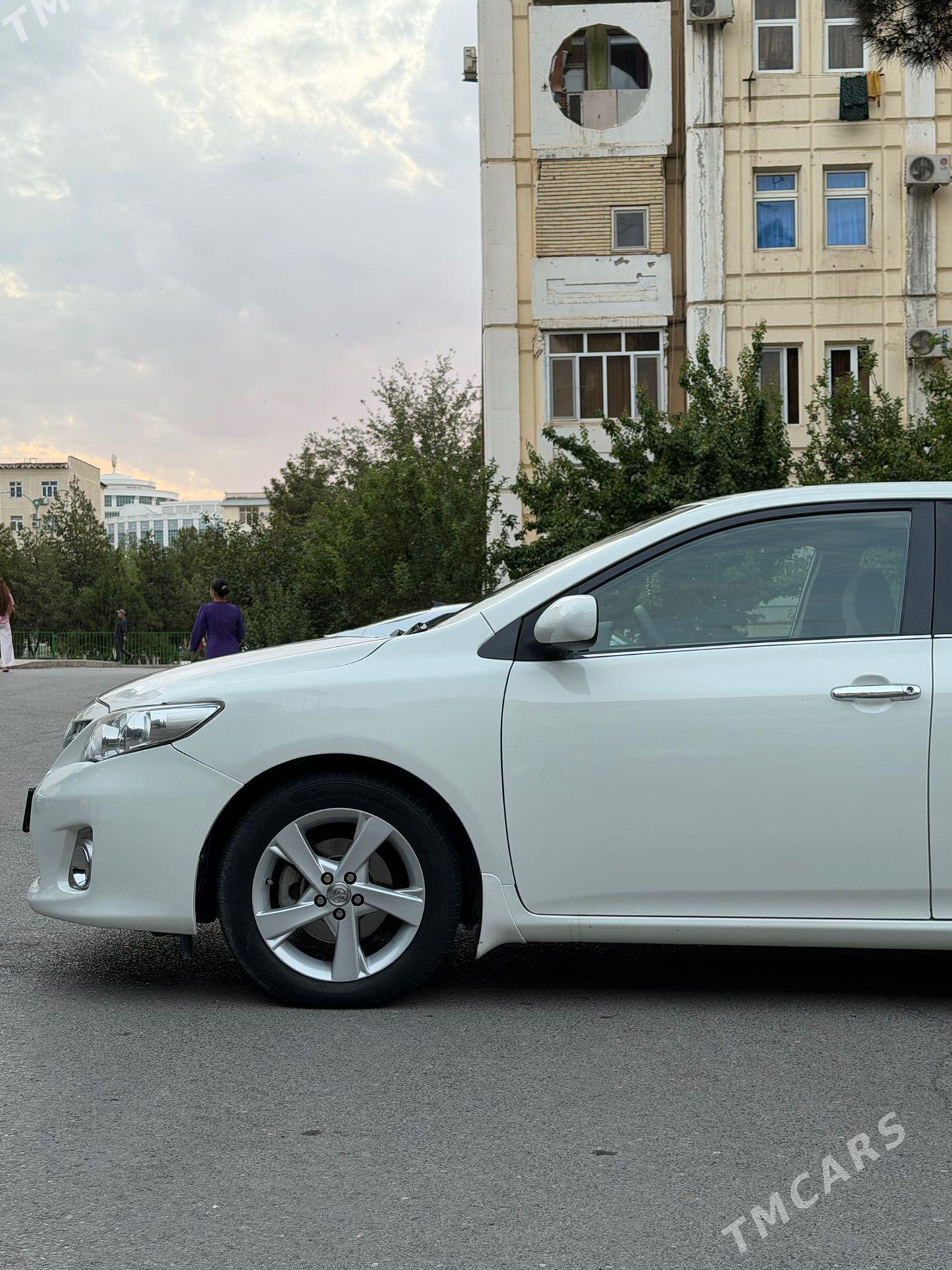 Toyota Corolla 2013 - 185 000 TMT - Ашхабад - img 1