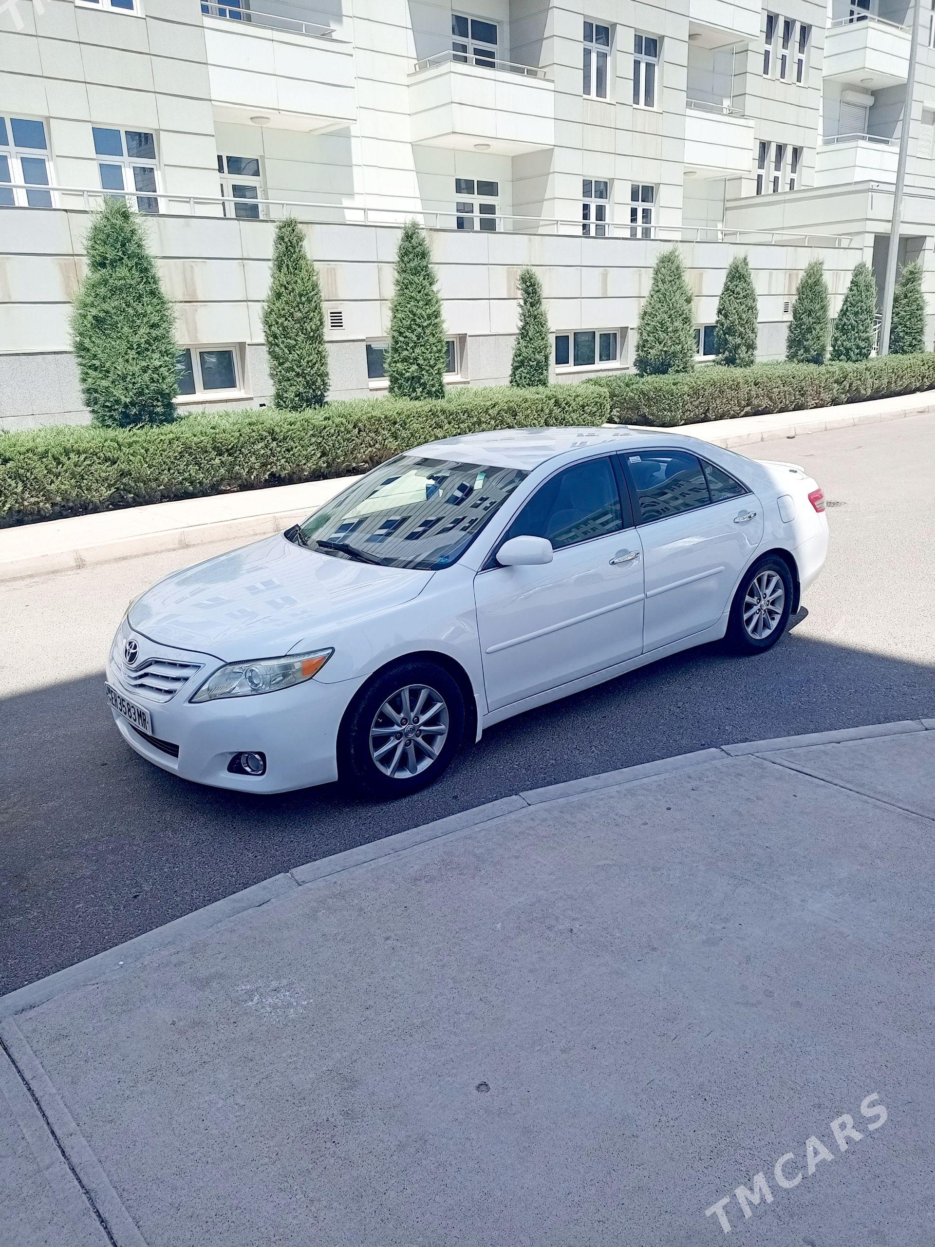Toyota Camry 2011 - 210 000 TMT - Мары - img 1