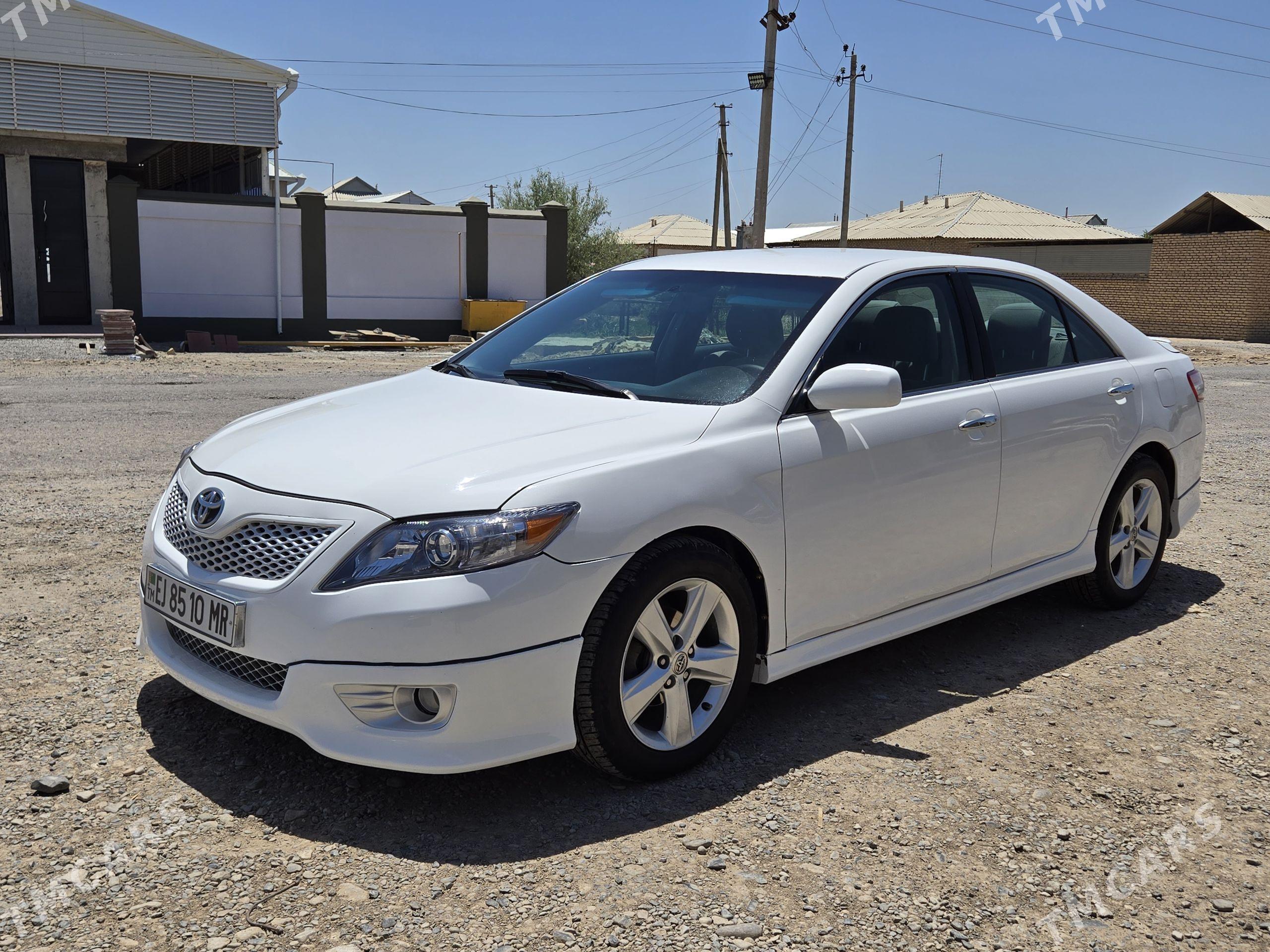 Toyota Camry 2011 - 215 000 TMT - Мары - img 1