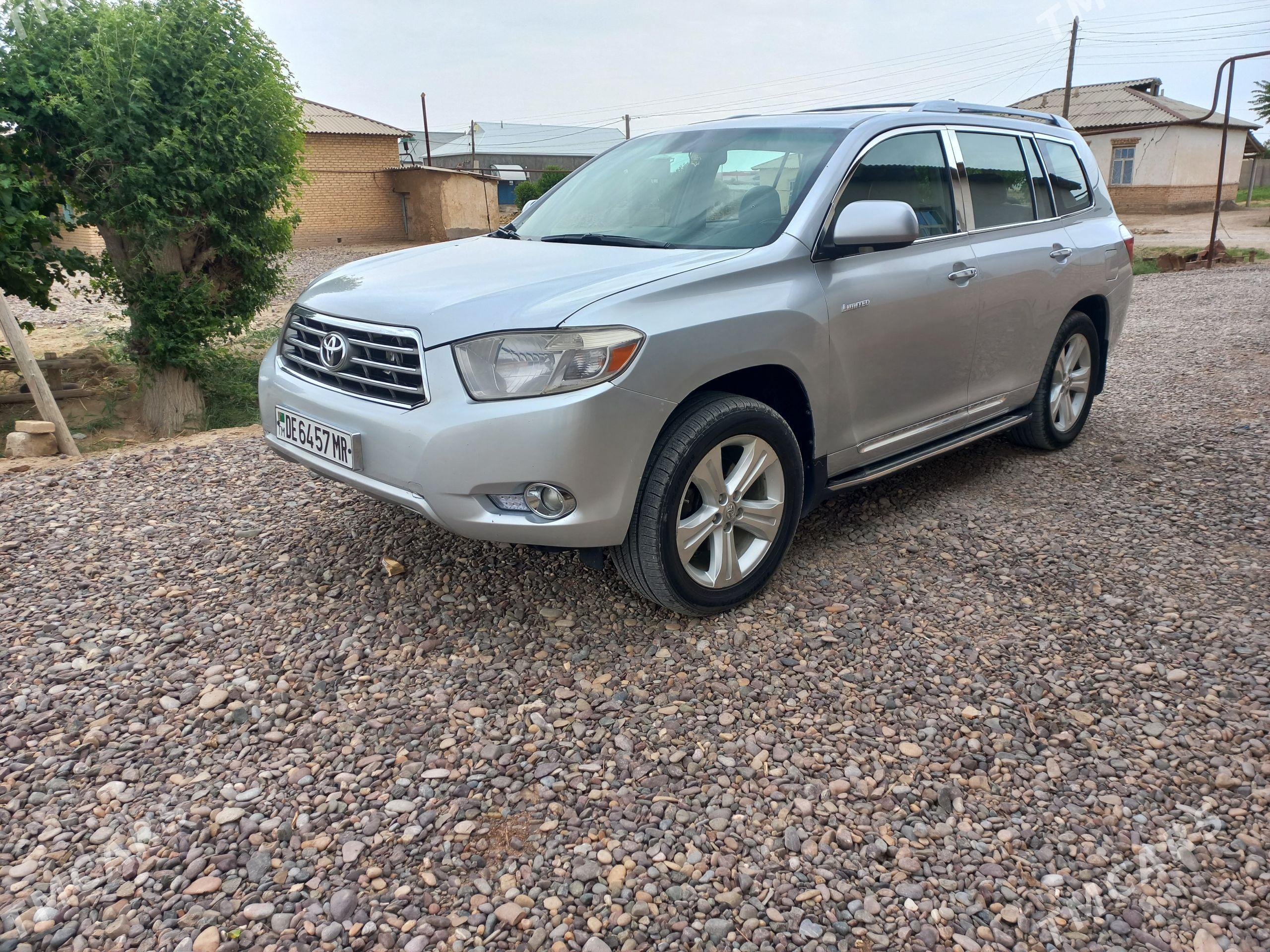 Toyota Highlander 2010 - 320 000 TMT - Туркменгала - img 1