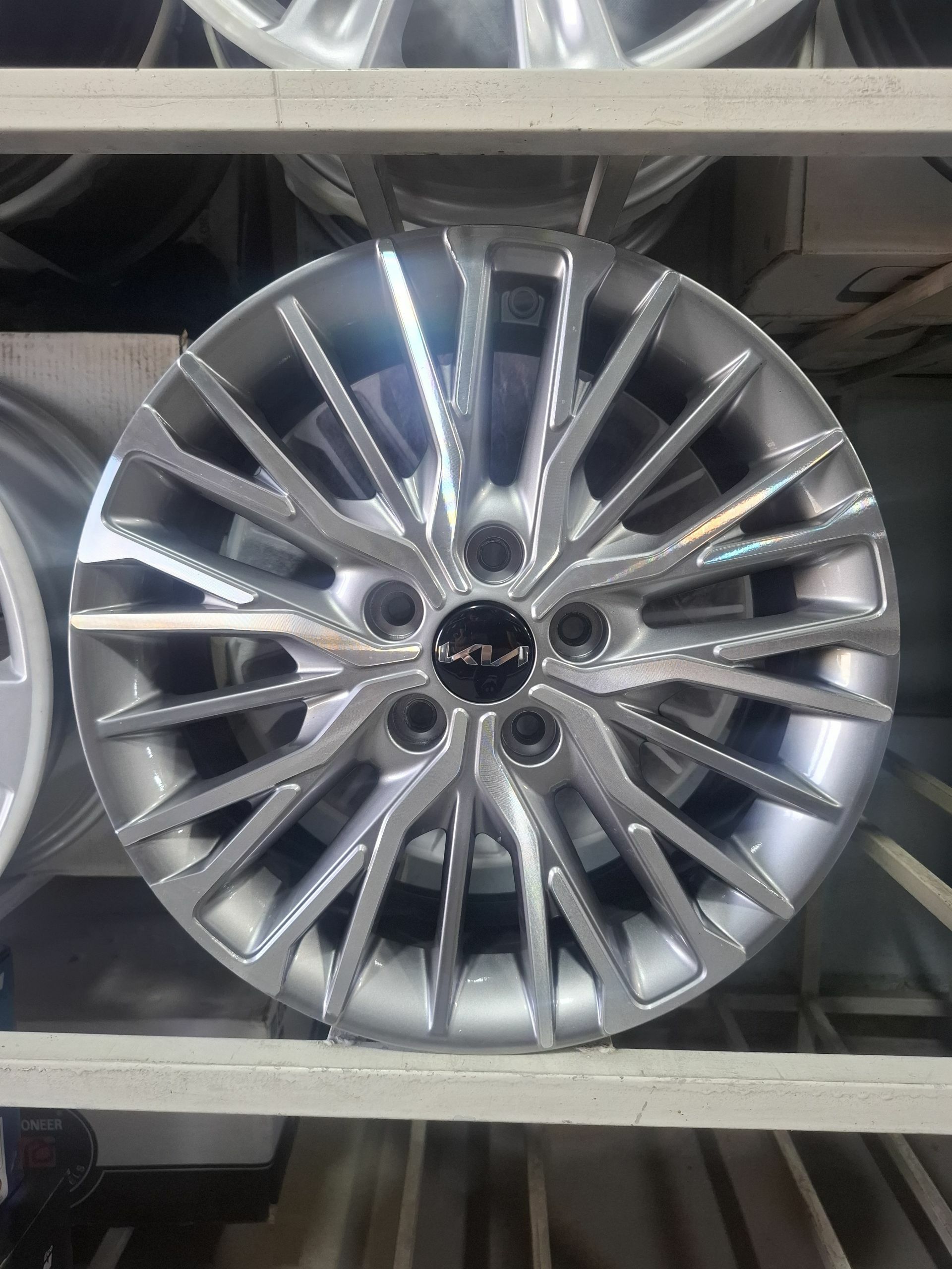 KIA Forte R17 Arginal Diska 11 000 TMT - Garadamak - img 1