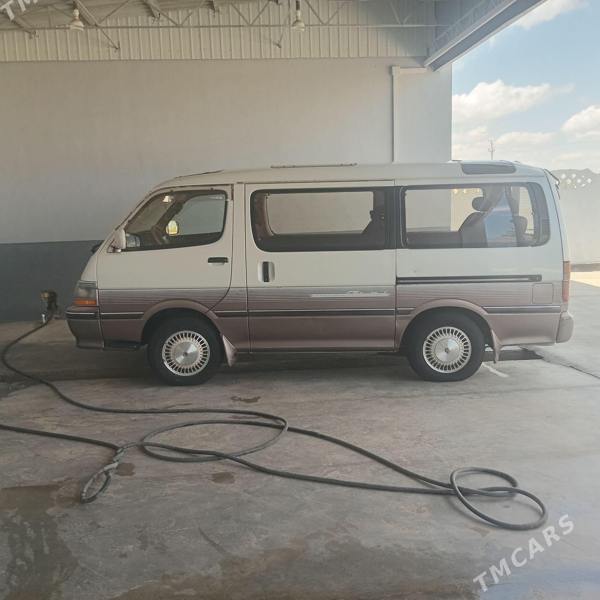 Toyota Hiace 1990 - 120 000 TMT - Mary - img 1