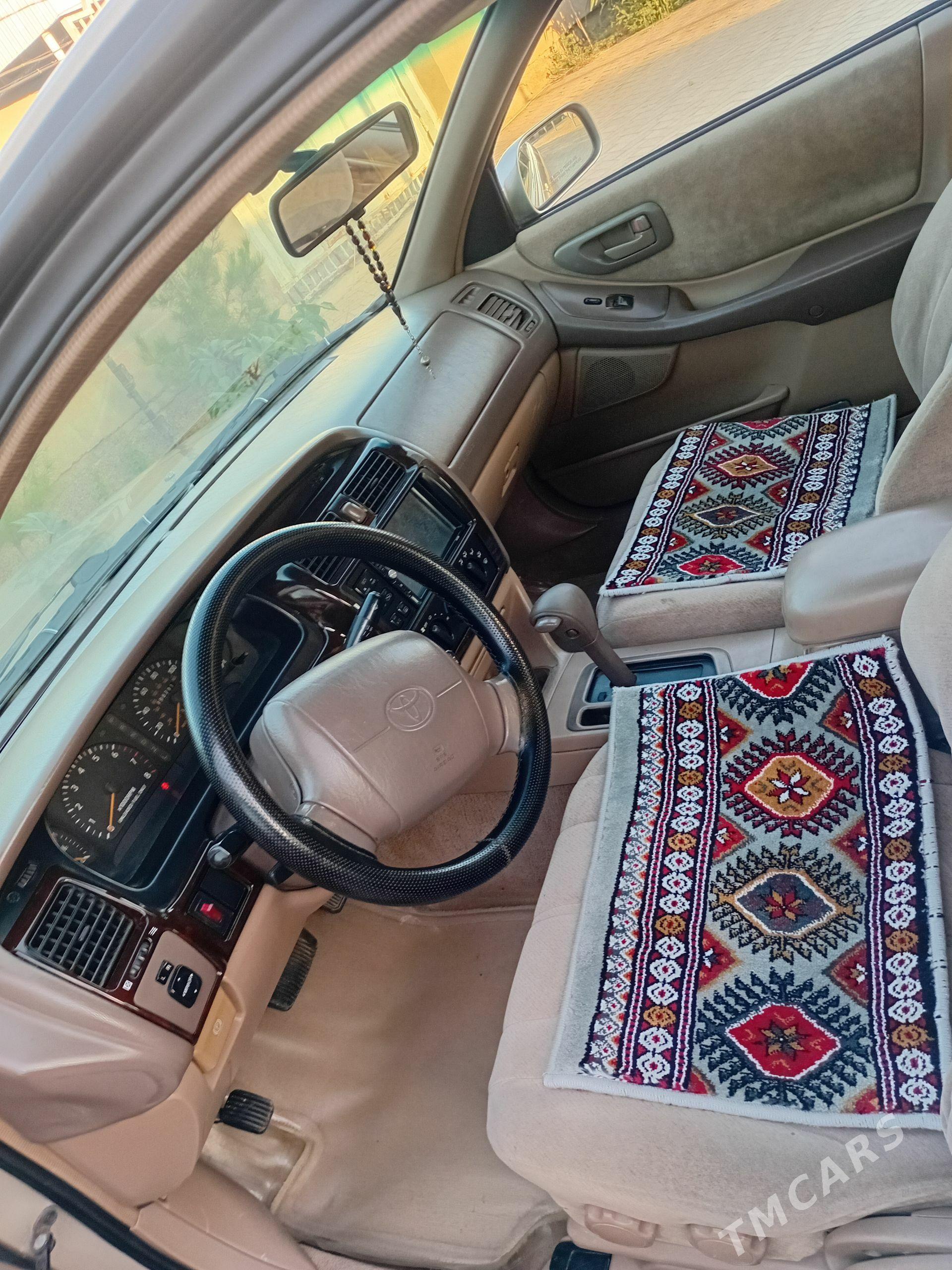 Toyota Avalon 1997 - 160 000 TMT - Мары - img 1