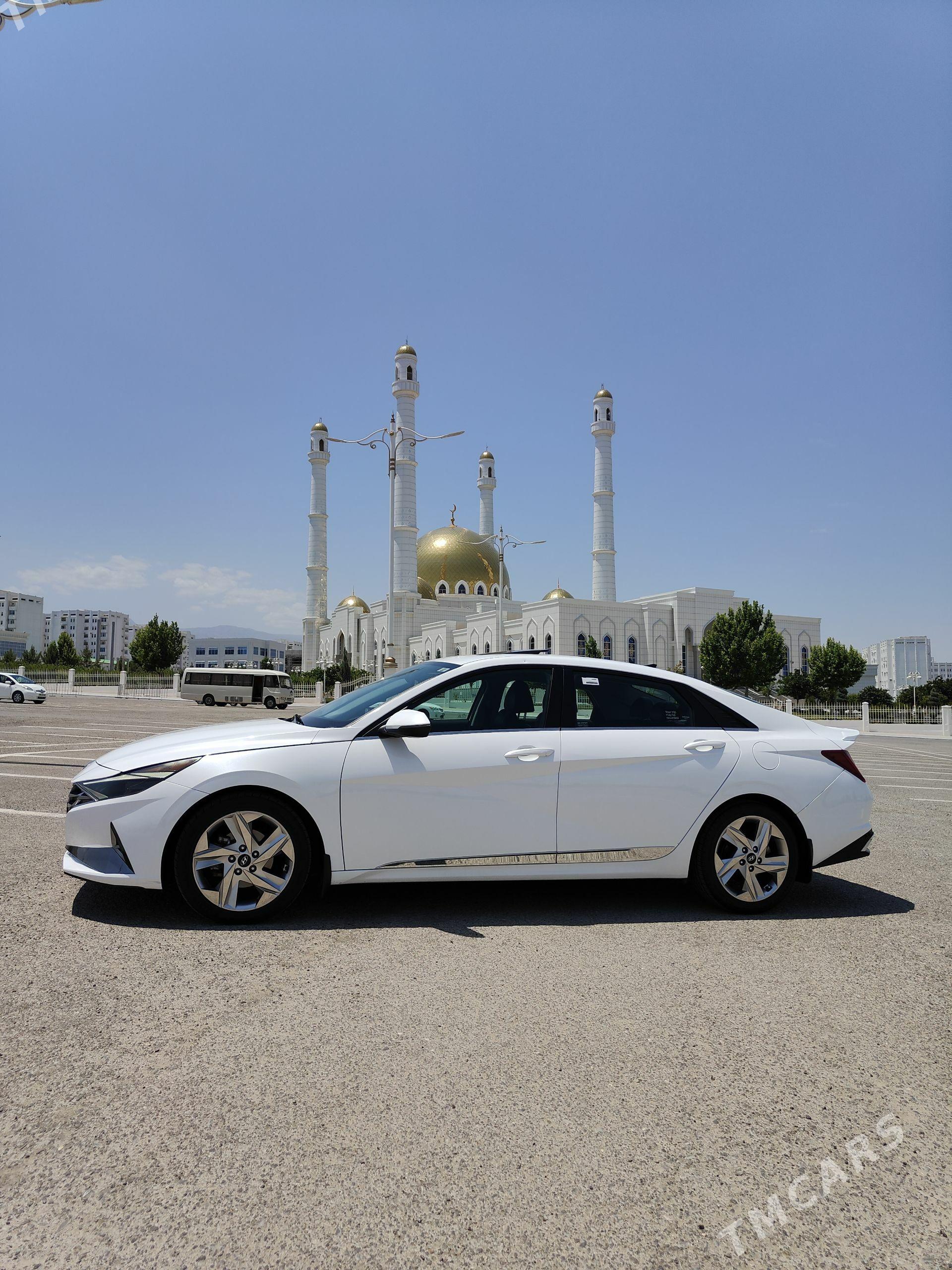 Hyundai Elantra 2021 - 275 000 TMT - 8 мкр - img 1
