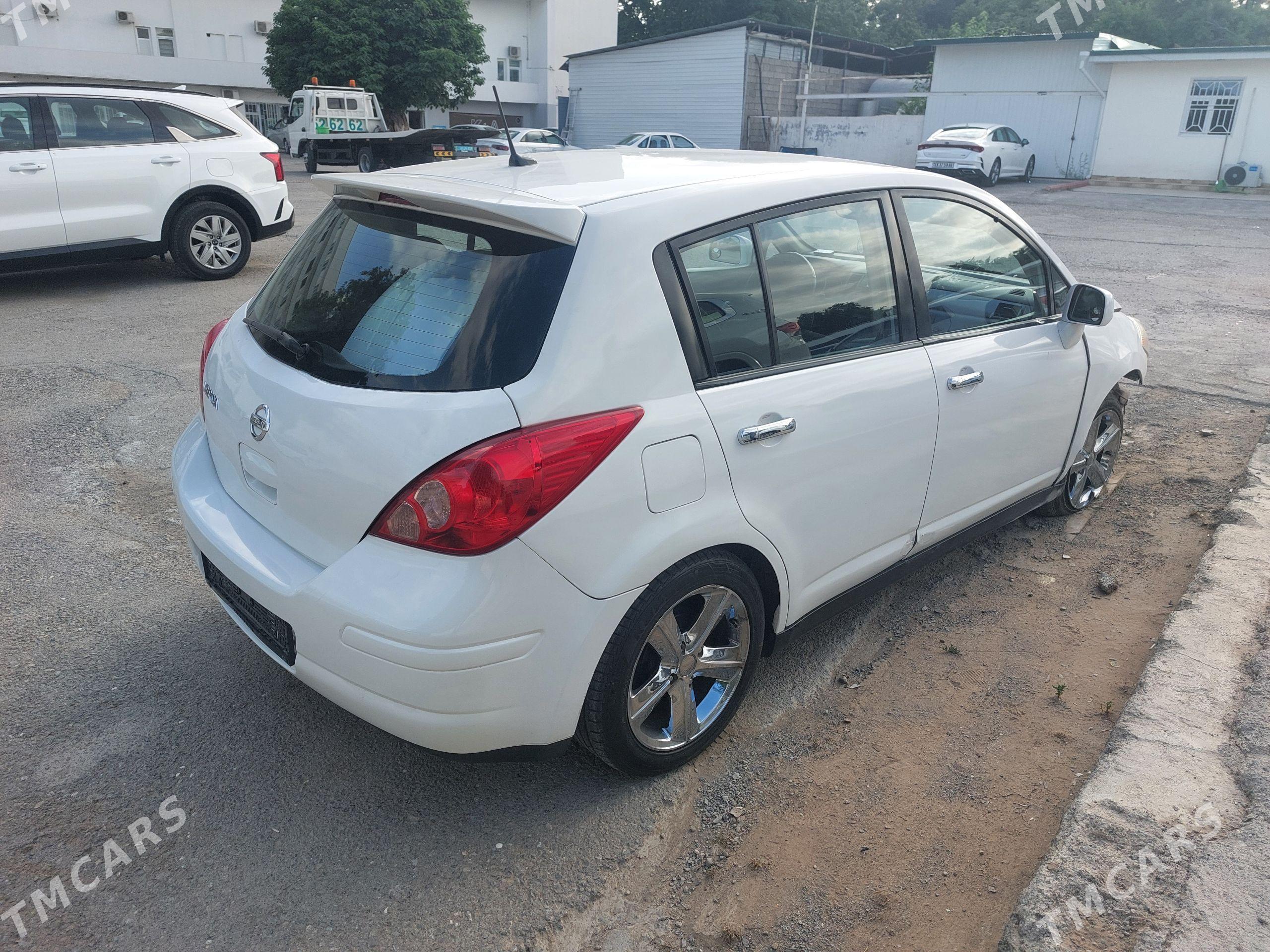 Nissan Versa 2010 - 127 000 TMT - Ашхабад - img 1