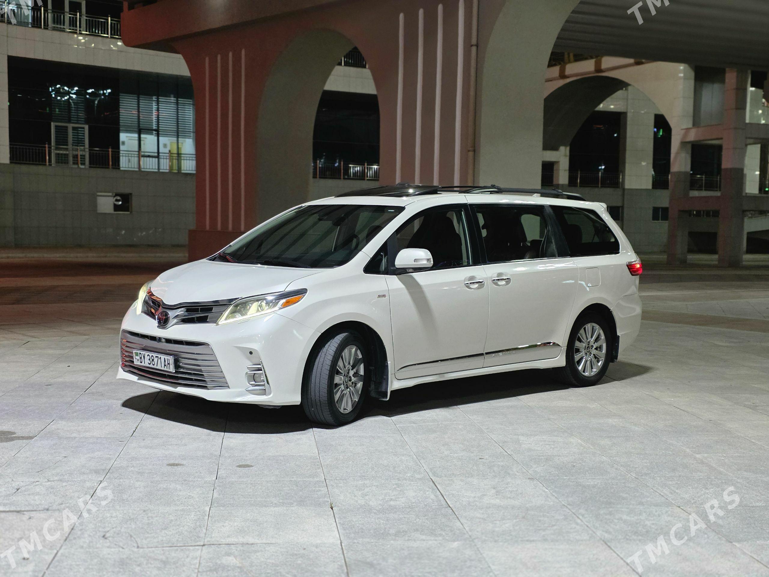 Toyota Sienna 2019 - 740 000 TMT - Ашхабад - img 1
