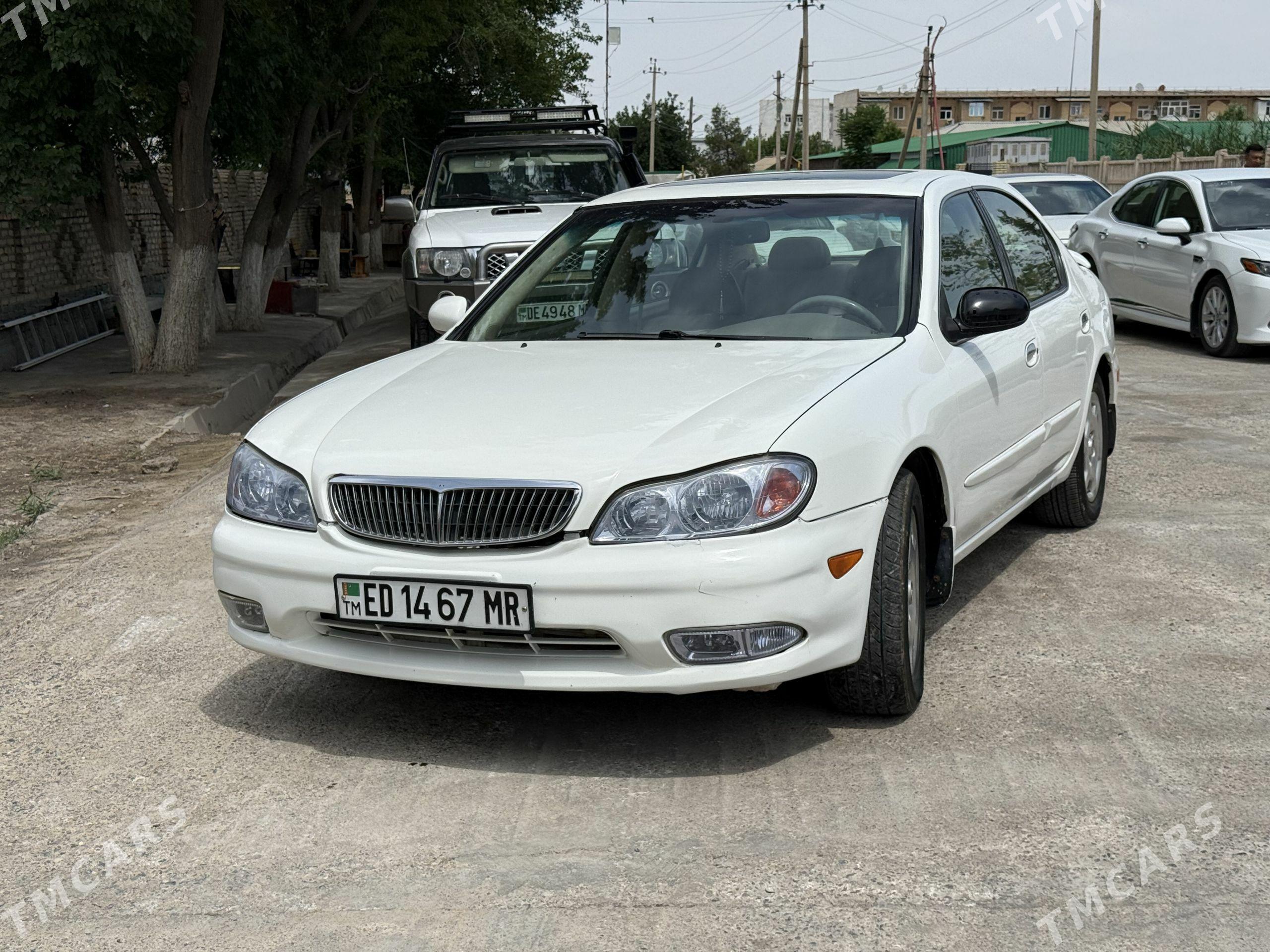 Infiniti I30 2000 - 77 000 TMT - Mary - img 1