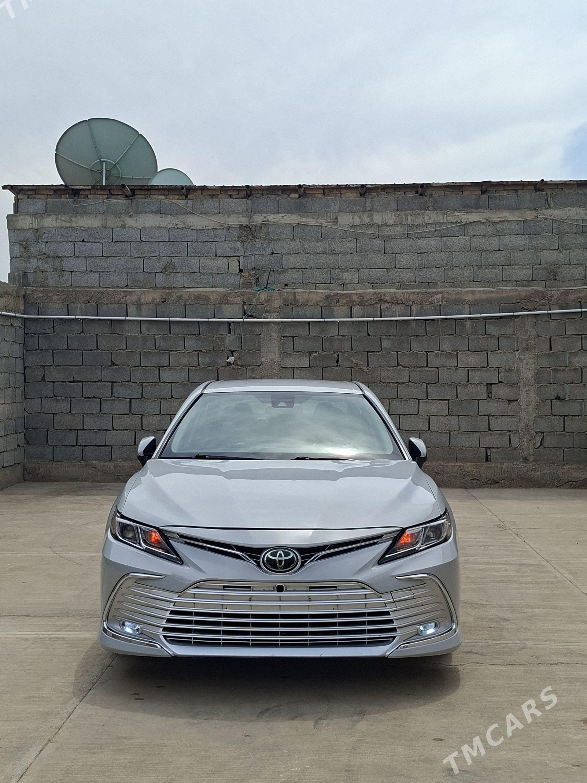 Toyota Camry 2022 - 339 000 TMT - Ашхабад - img 1