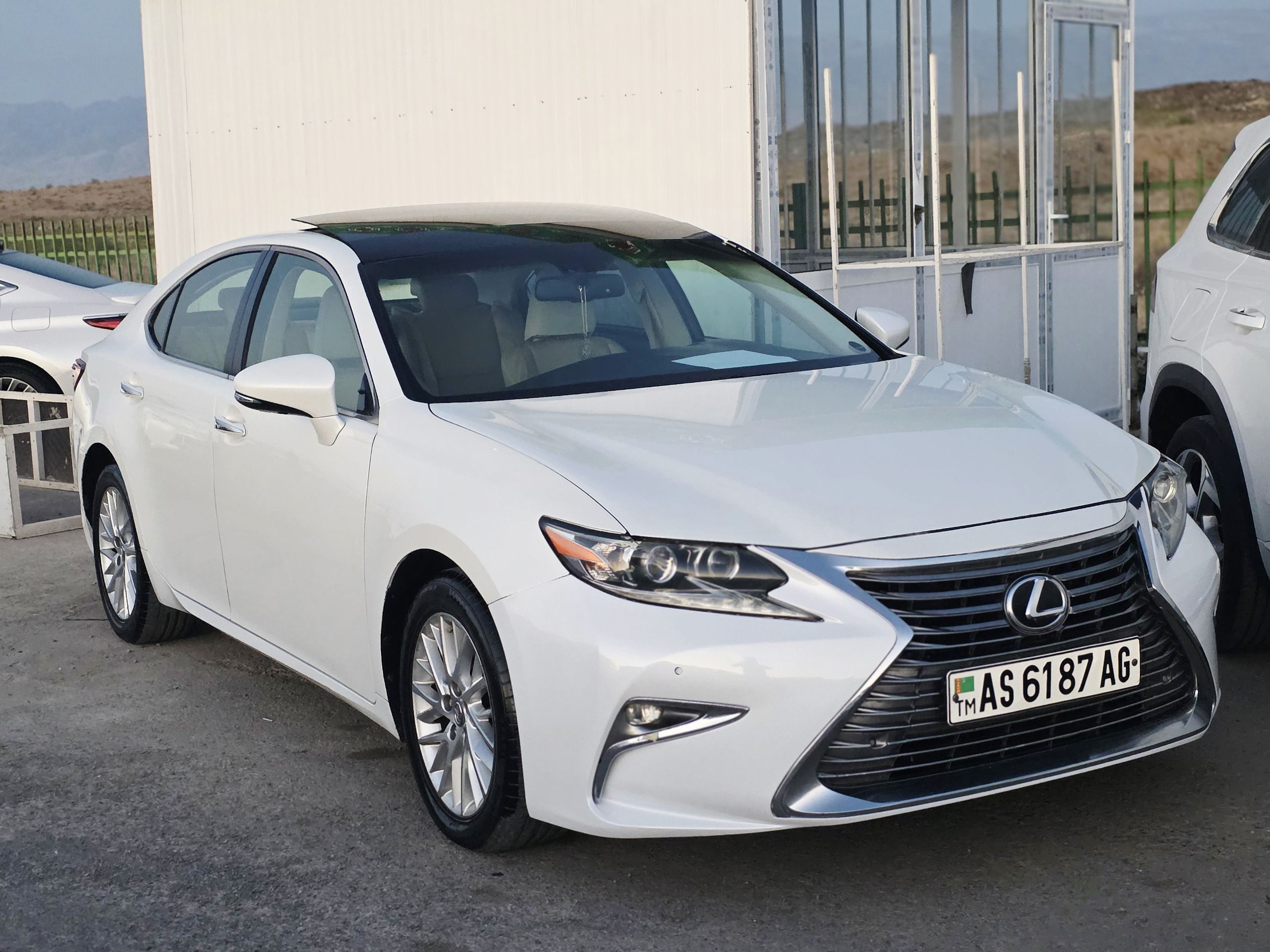 Lexus ES 350 2016 - 385 000 TMT - Ашхабад - img 1