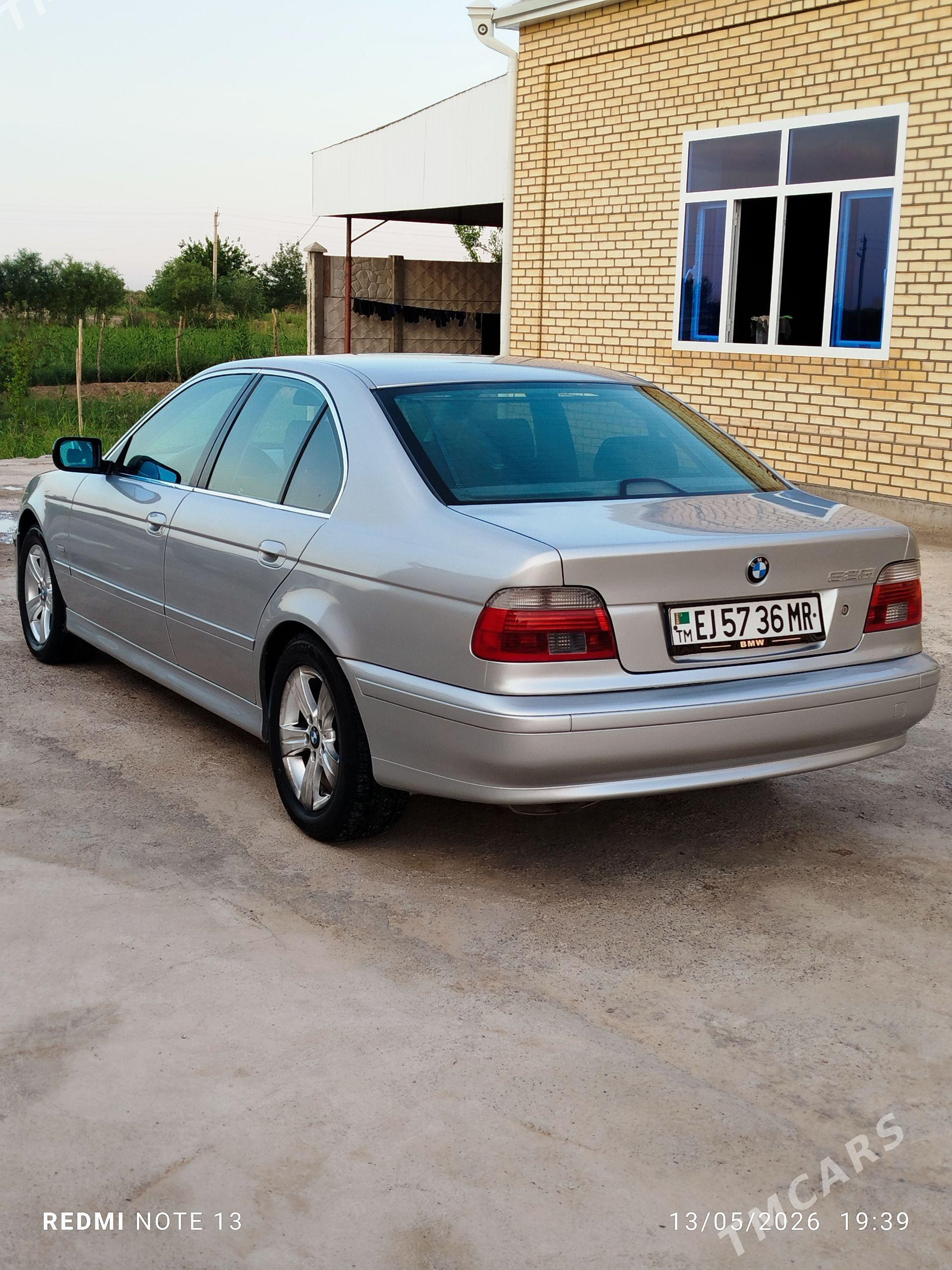BMW 525 2000 - 140 000 TMT - Mary - img 1