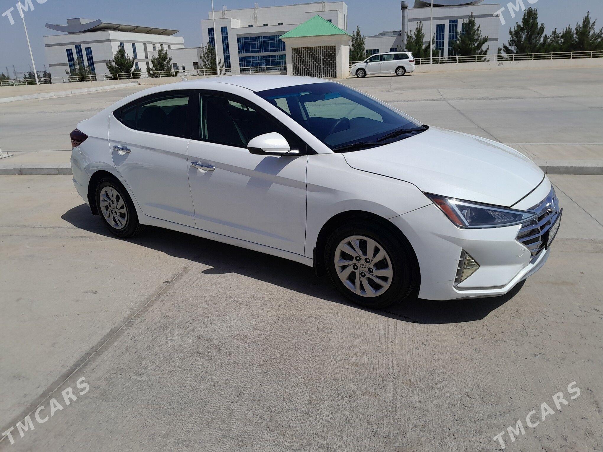 Hyundai Elantra 2019 - 224 000 TMT - Parahat 7 - img 1