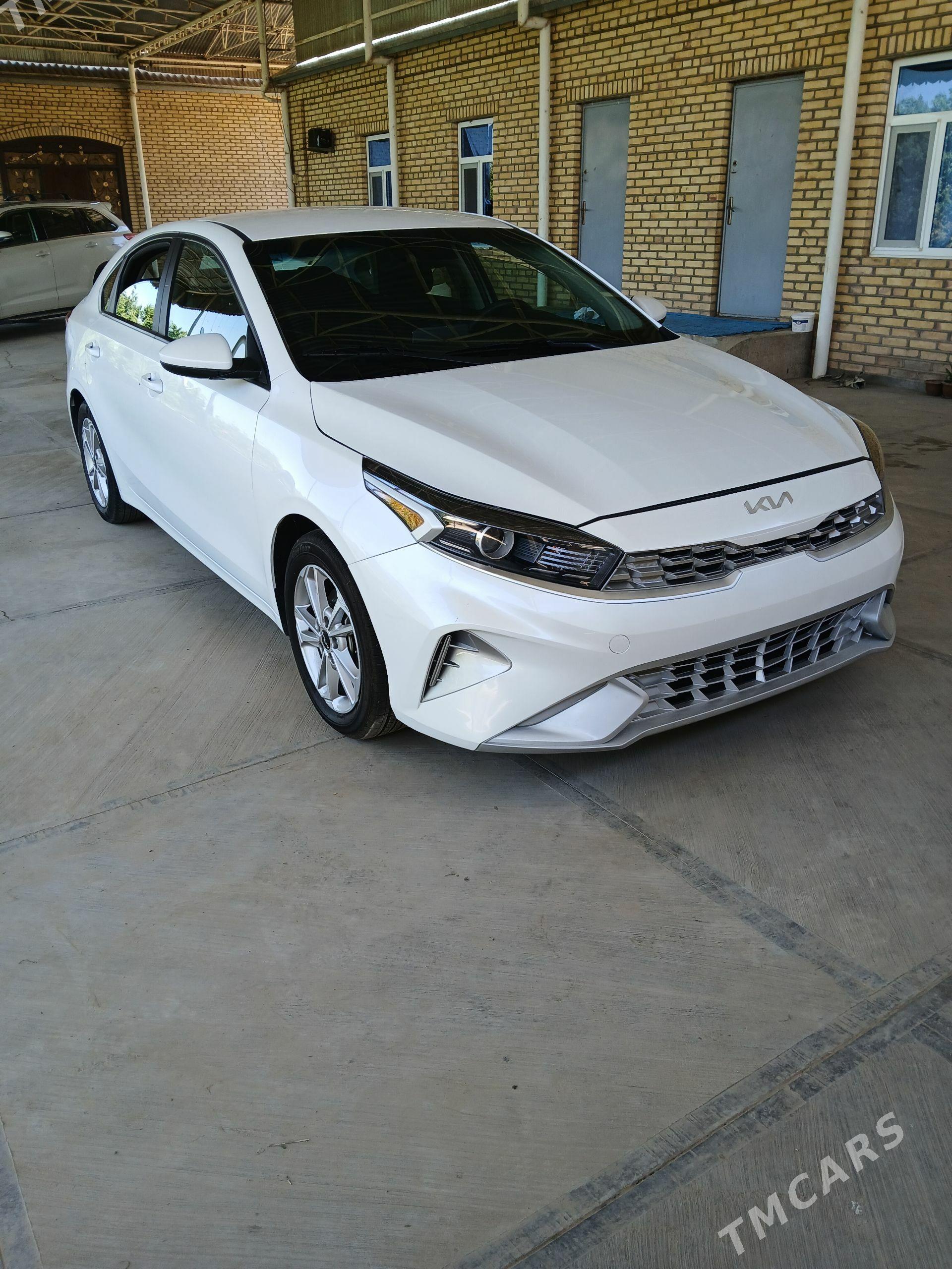 Kia Forte 2023 - 240 000 TMT - Мары - img 1