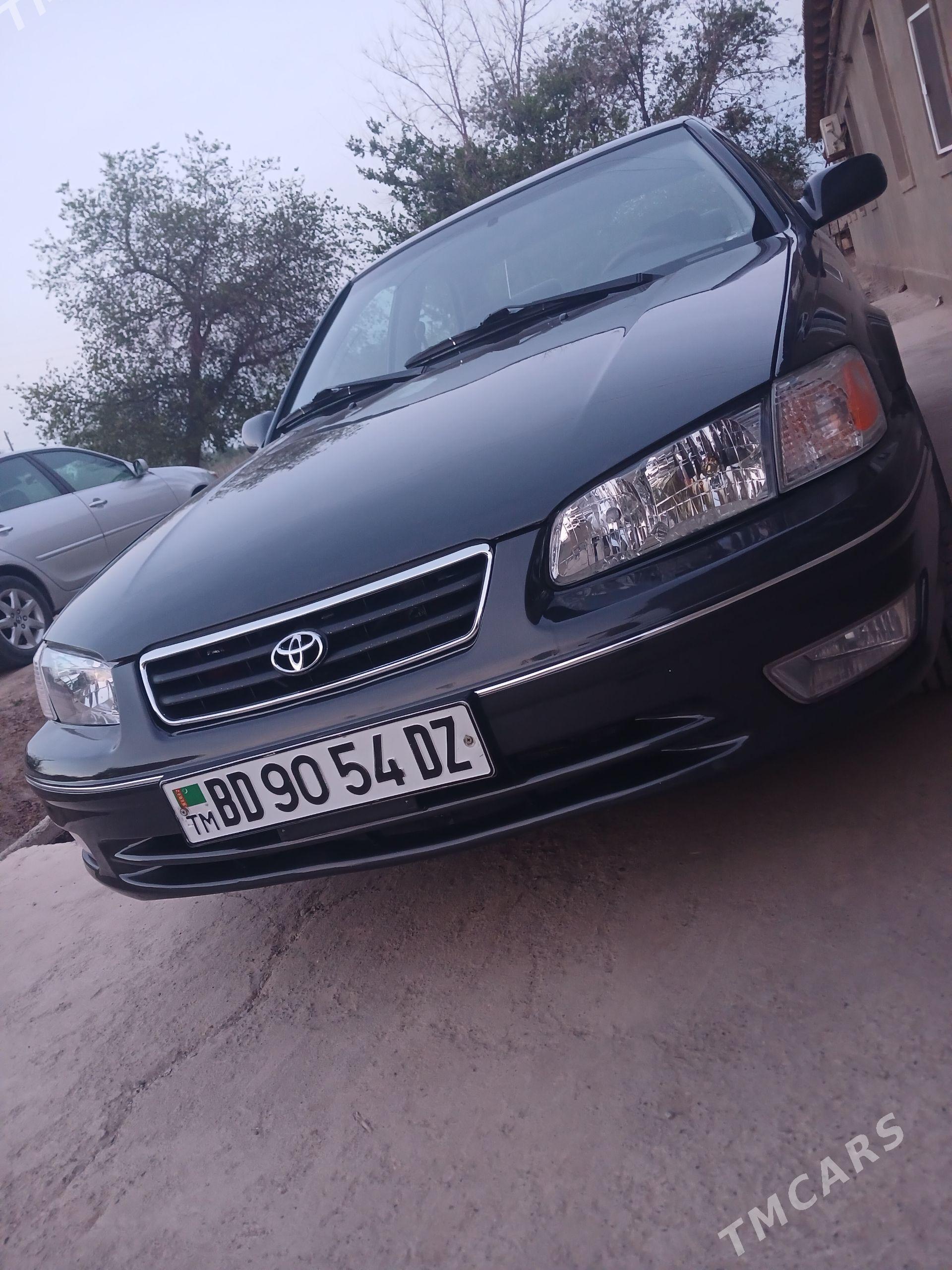 Toyota Camry 2000 - 169 000 TMT - Köneürgenç - img 1