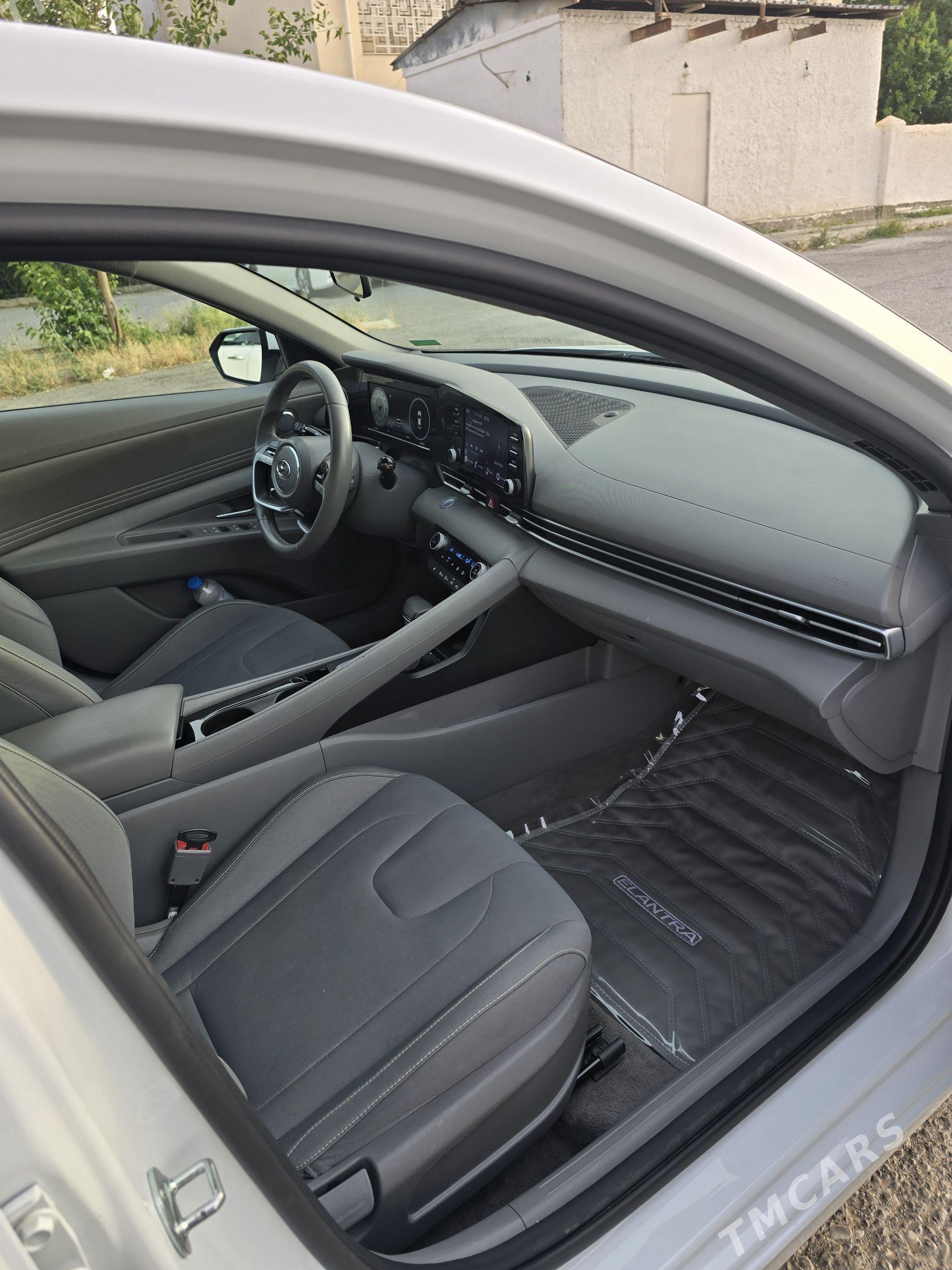 Hyundai Elantra 2021 - 245 000 TMT - Ашхабад - img 1