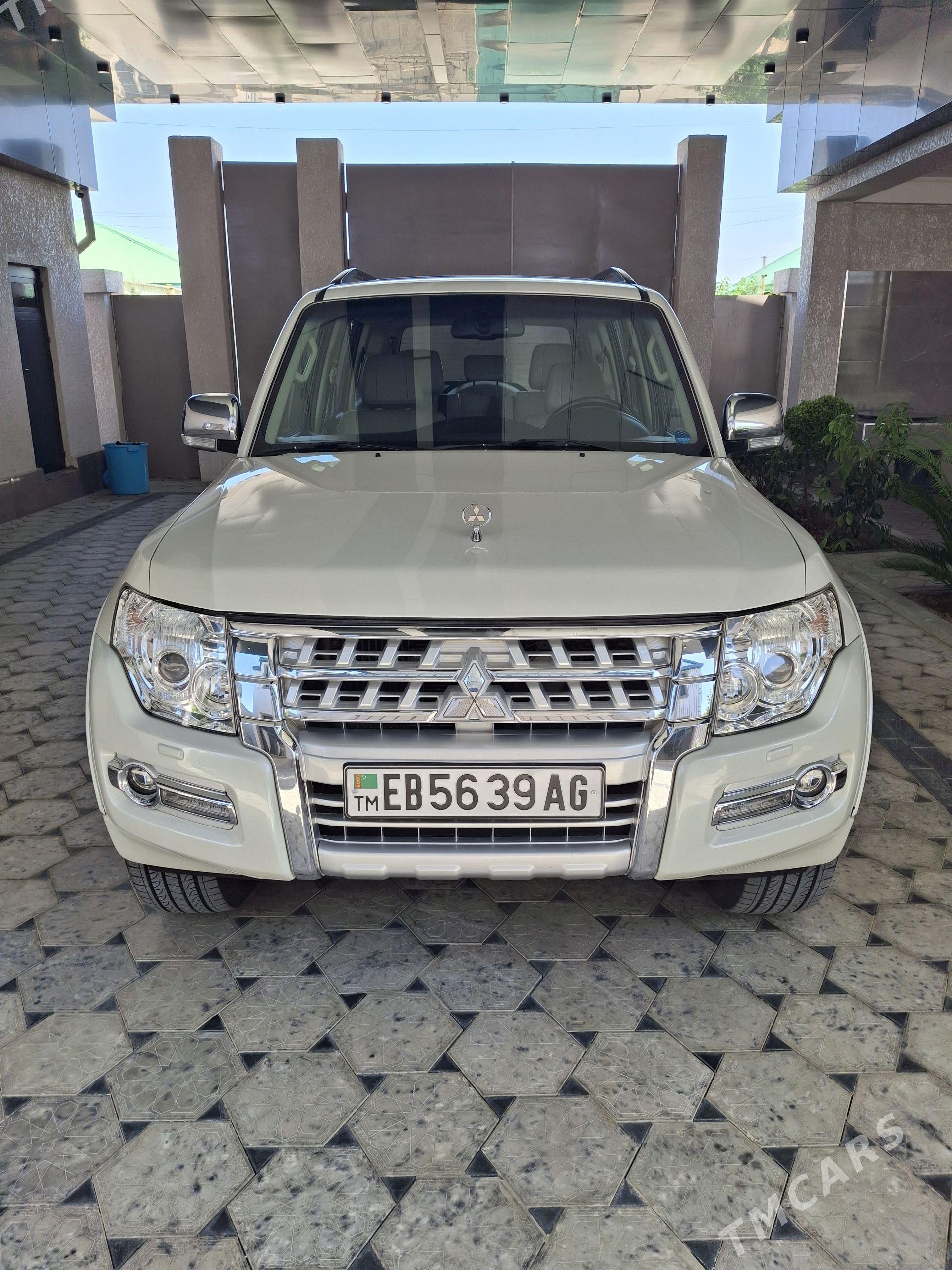 Mitsubishi Pajero 2017 - 390 000 TMT - Чоганлы - img 1