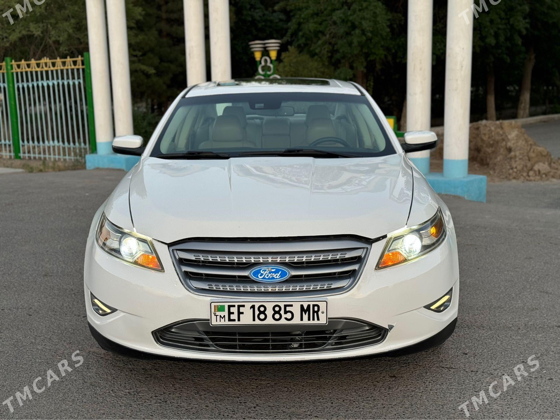 Ford Taurus 2012 - 150 000 TMT - Мары - img 1