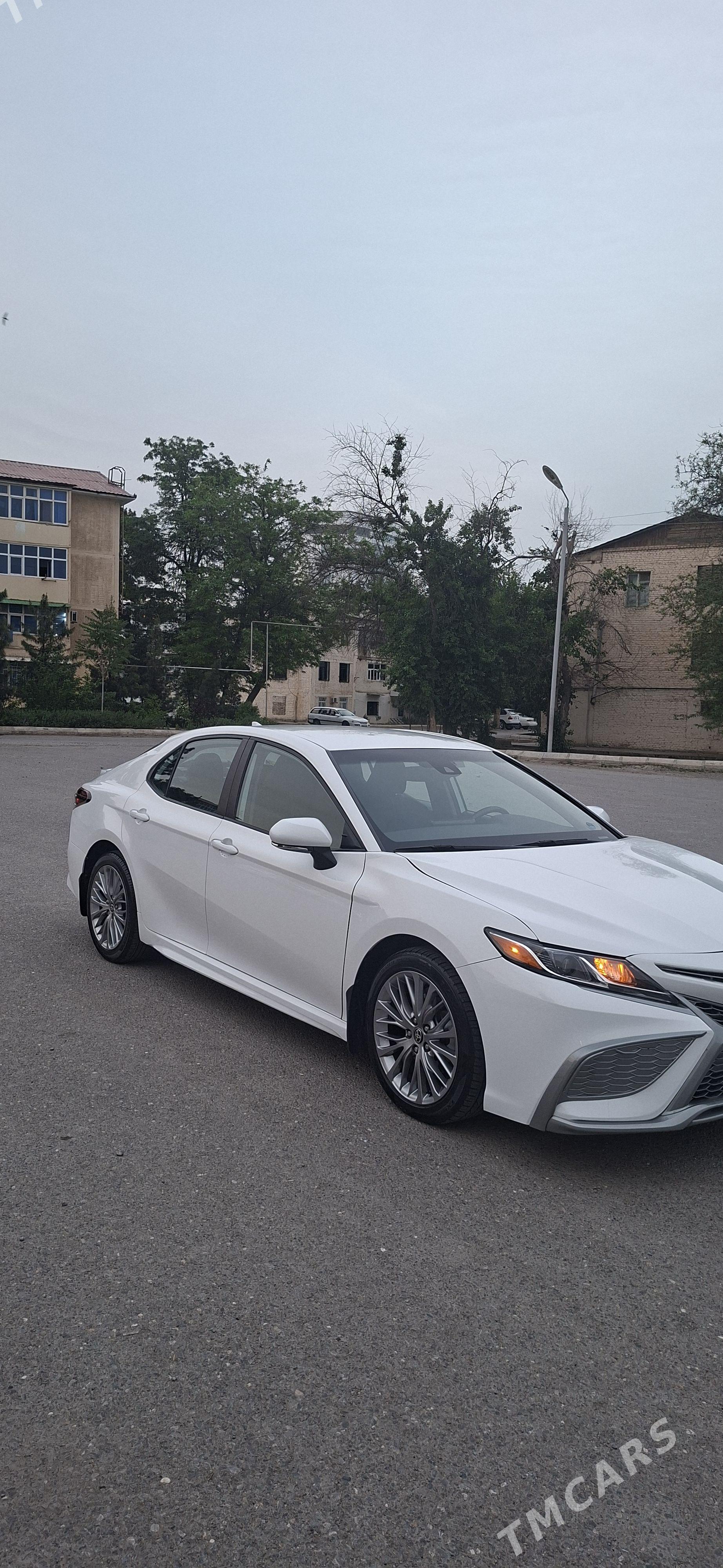 Toyota Camry 2021 - 308 000 TMT - Нефтегаз (ул. Андалиб-Юбилейная) - img 1