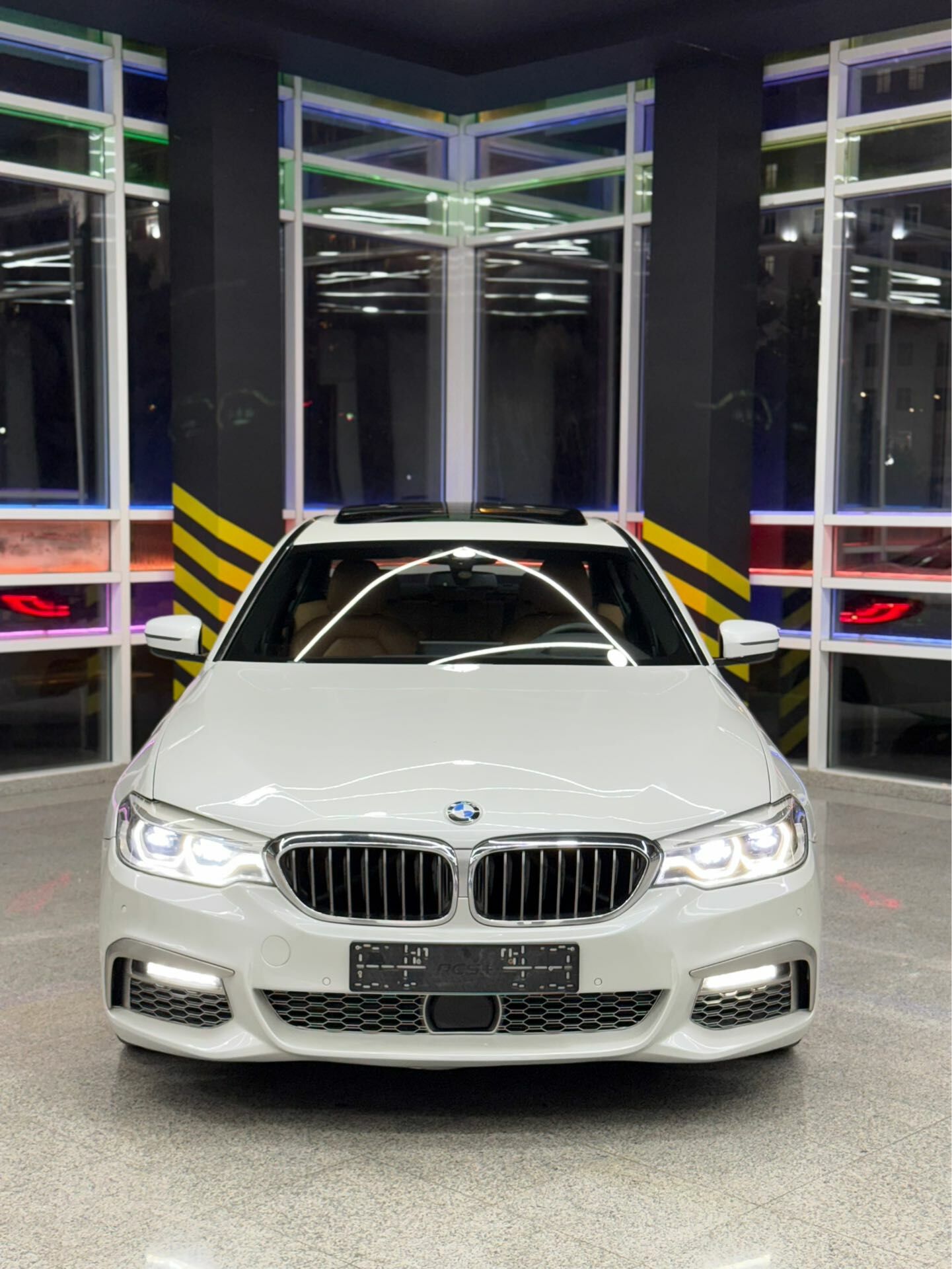 BMW 540 2019 - 585 000 TMT - Ашхабад - img 1