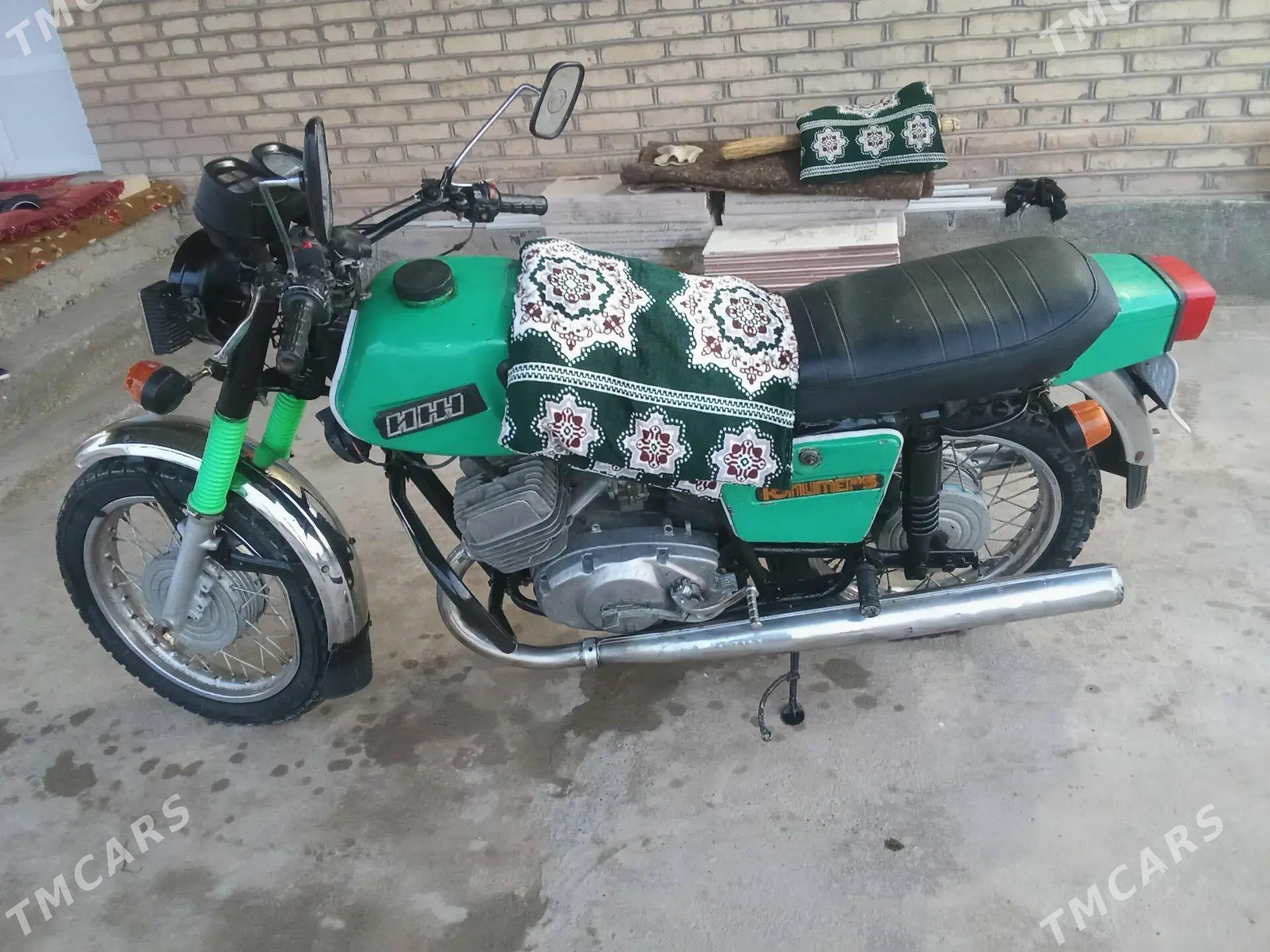 Iž Ýupiter 2014 - 16 500 TMT - Tejen - img 1